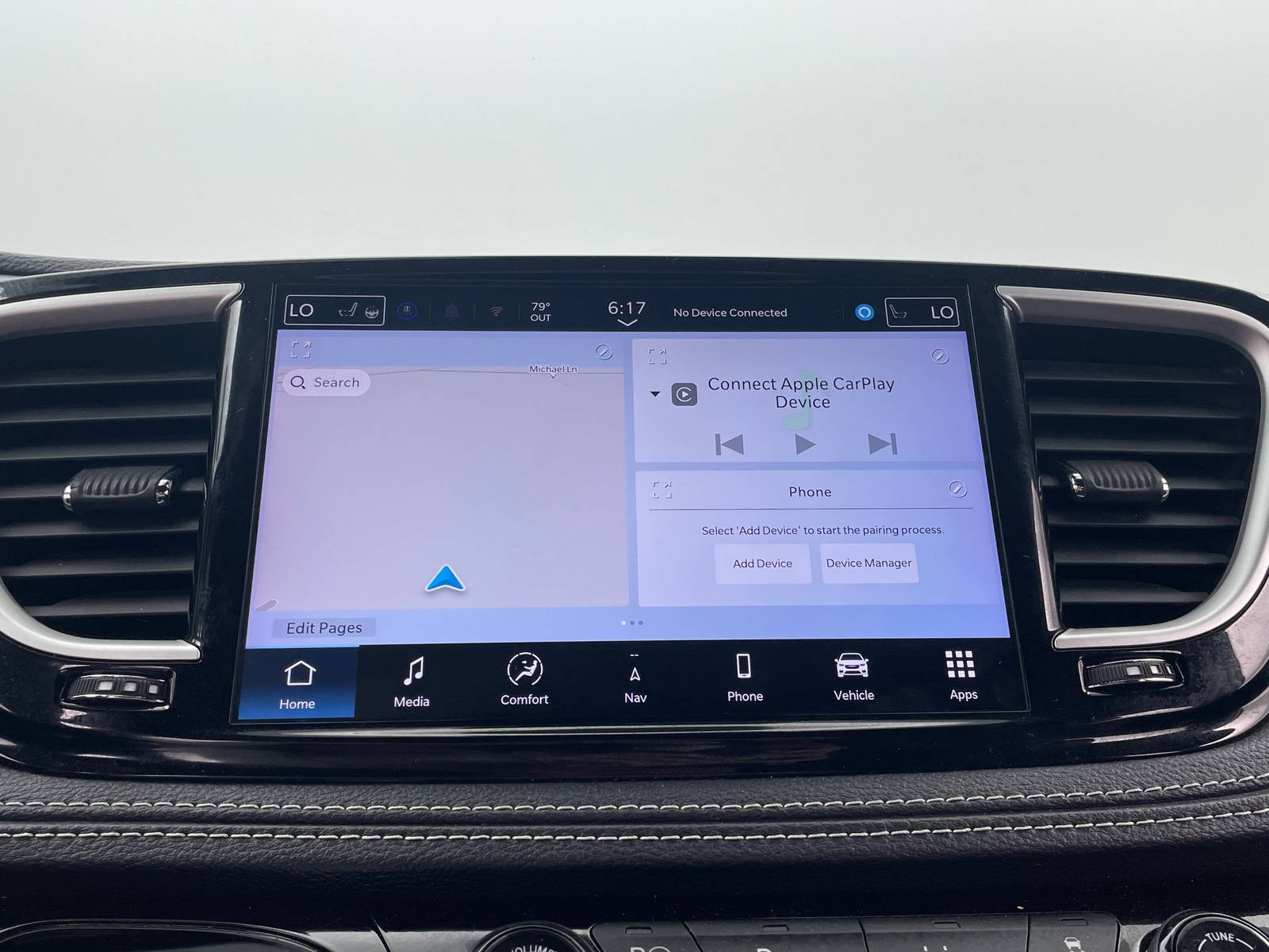 Thumbnail: 2024 Chrysler Pacifica - 3