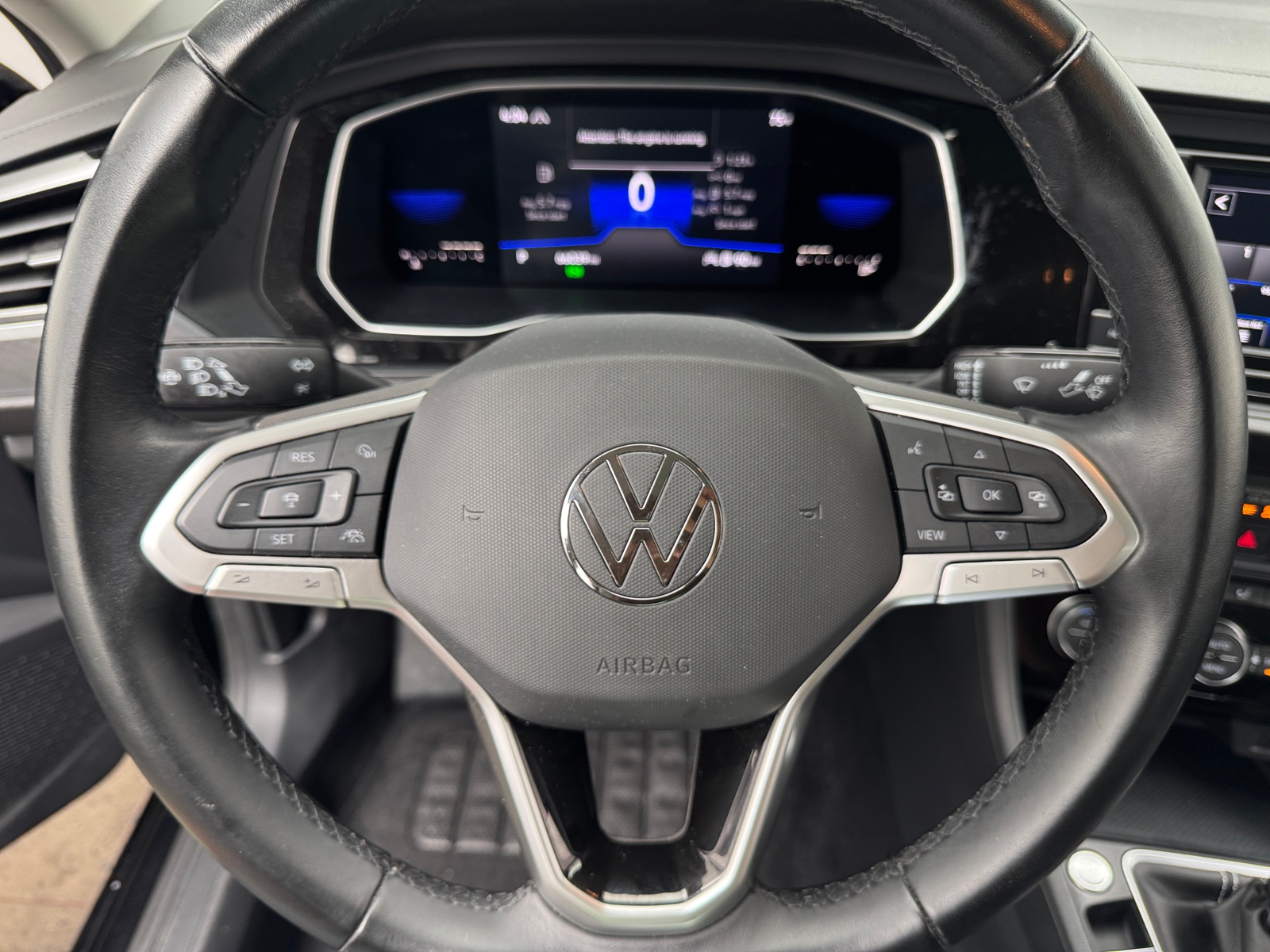 Thumbnail: 2022 Volkswagen Jetta - 4