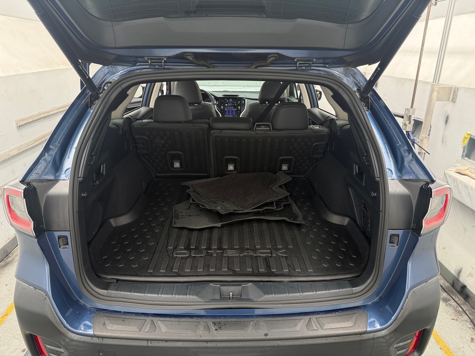 Thumbnail: 2022 Subaru Outback - 6
