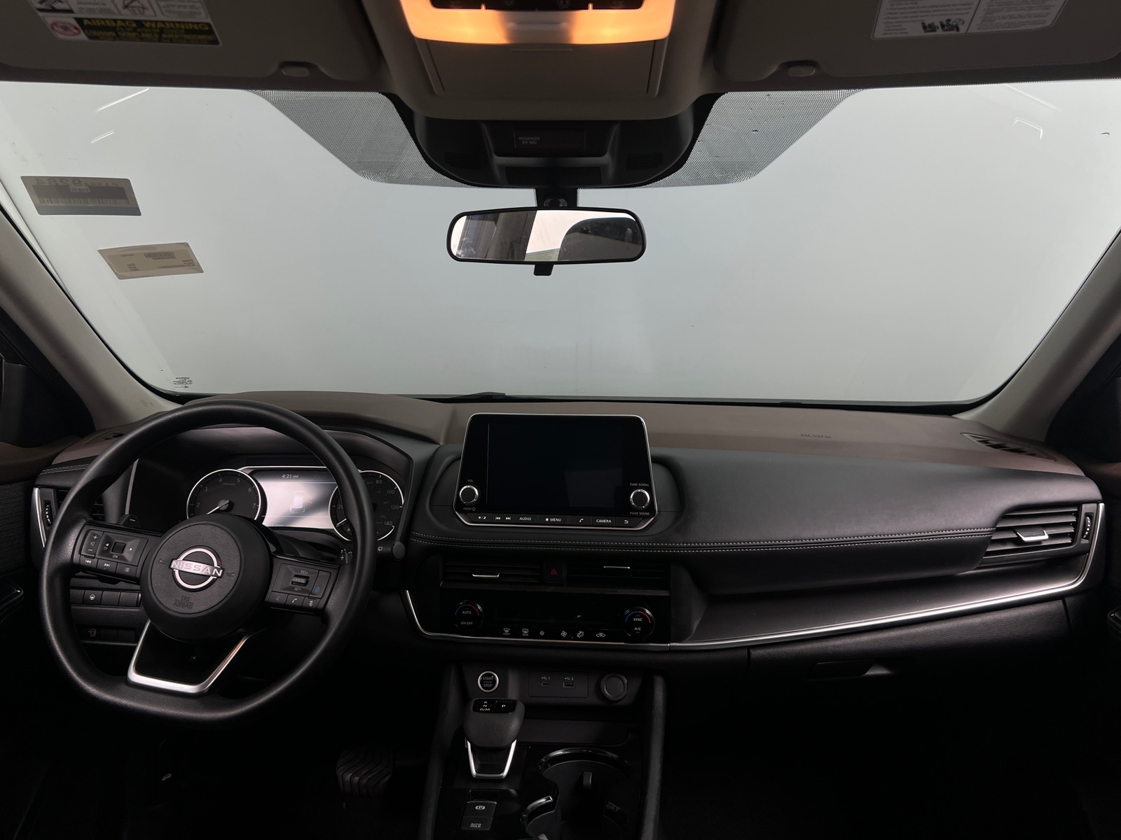 Thumbnail: 2023 Nissan Rogue - 3