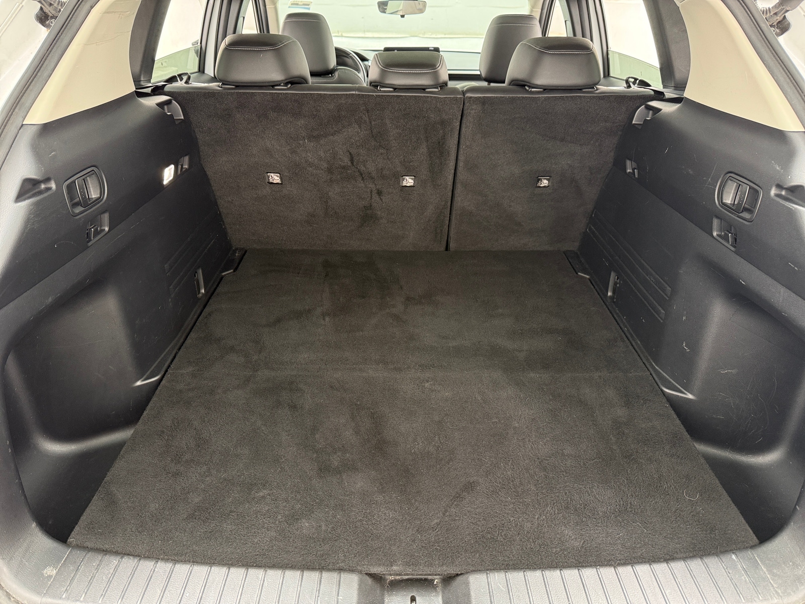 Thumbnail: 2023 Mazda CX-50 - 6