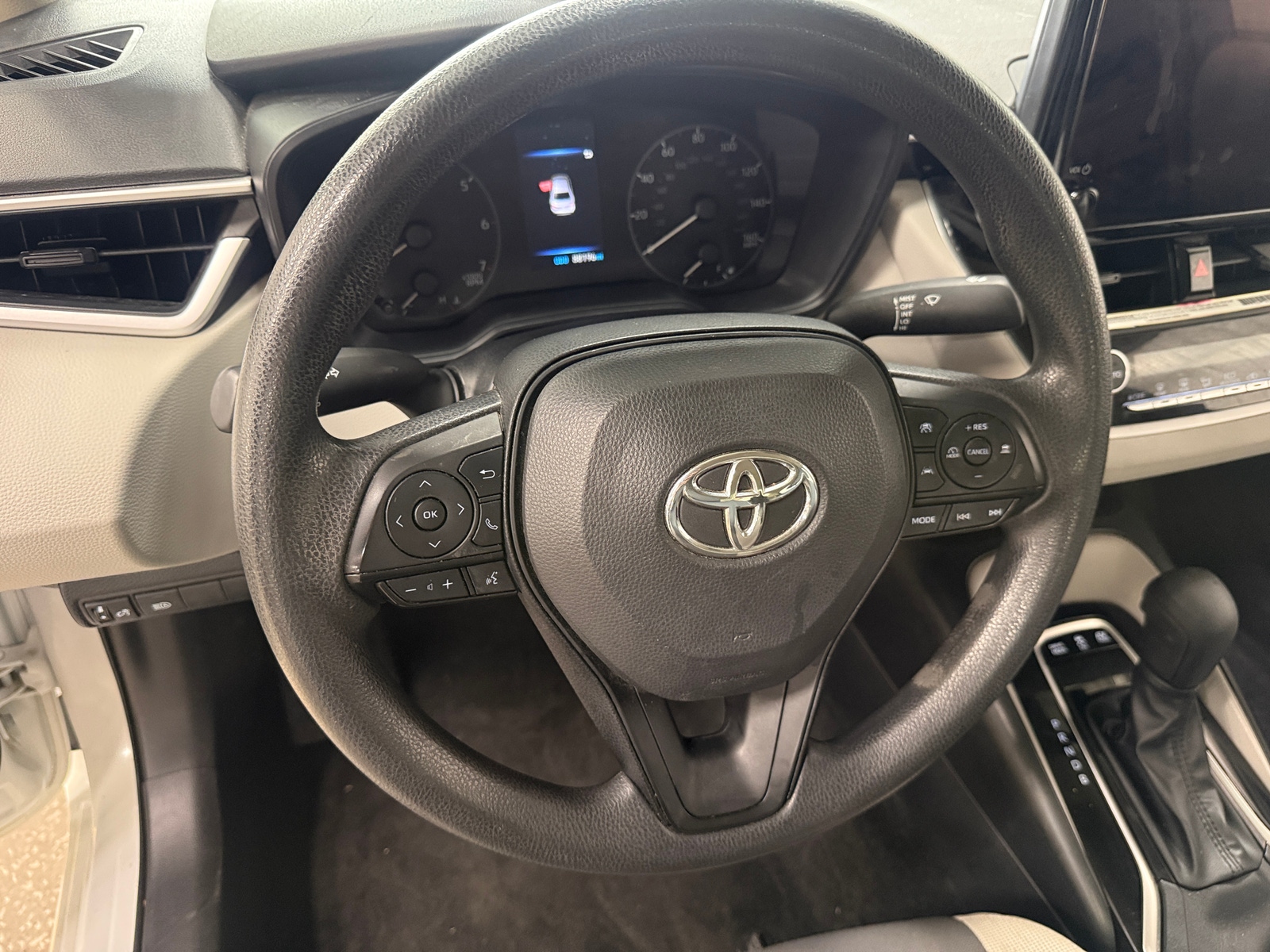 Thumbnail: 2023 Toyota Corolla - 5