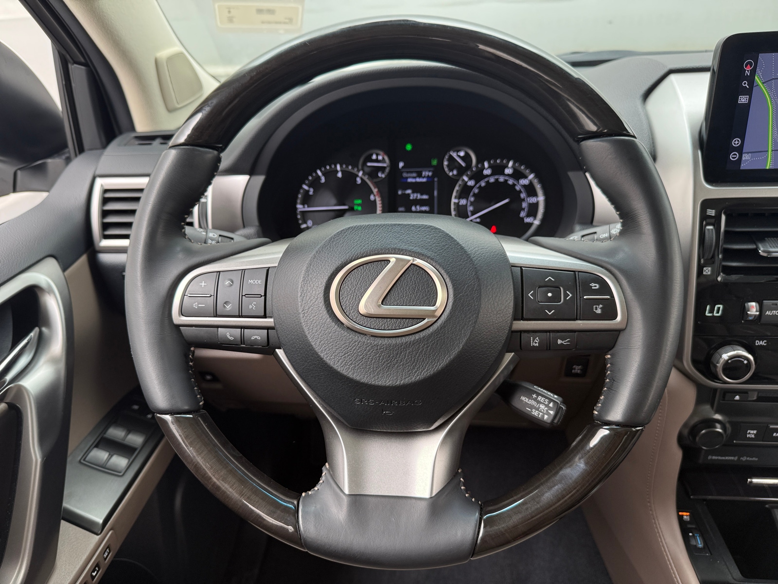Thumbnail: 2023 Lexus GX - 4