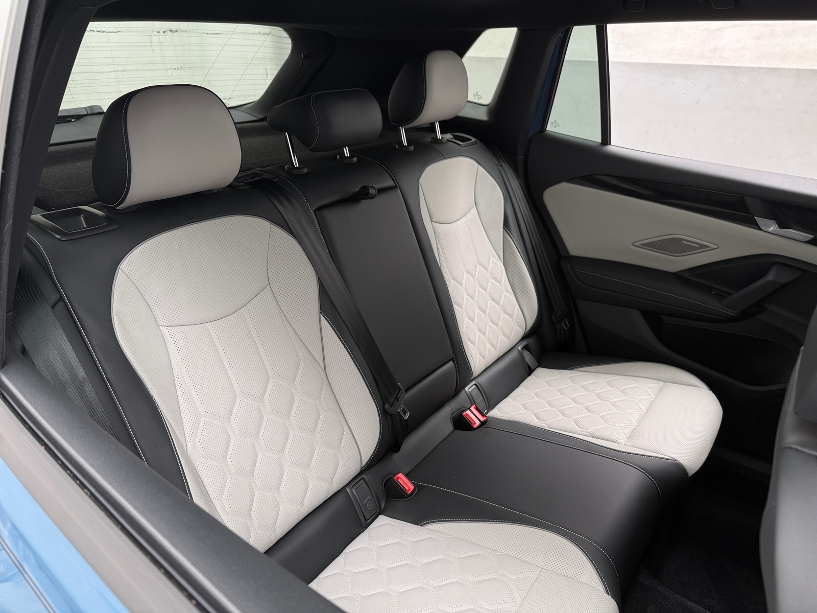 Thumbnail: 2025 Volkswagen Tiguan - 5