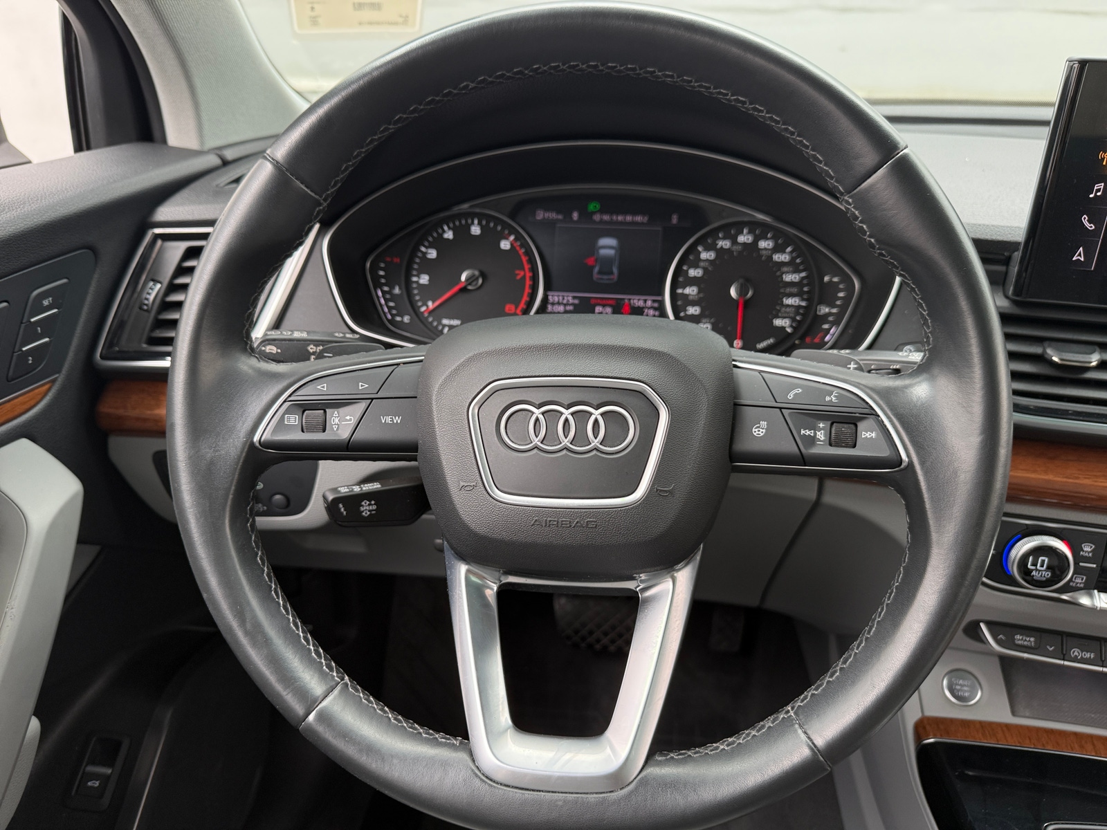 Thumbnail: 2022 Audi Q5 - 4