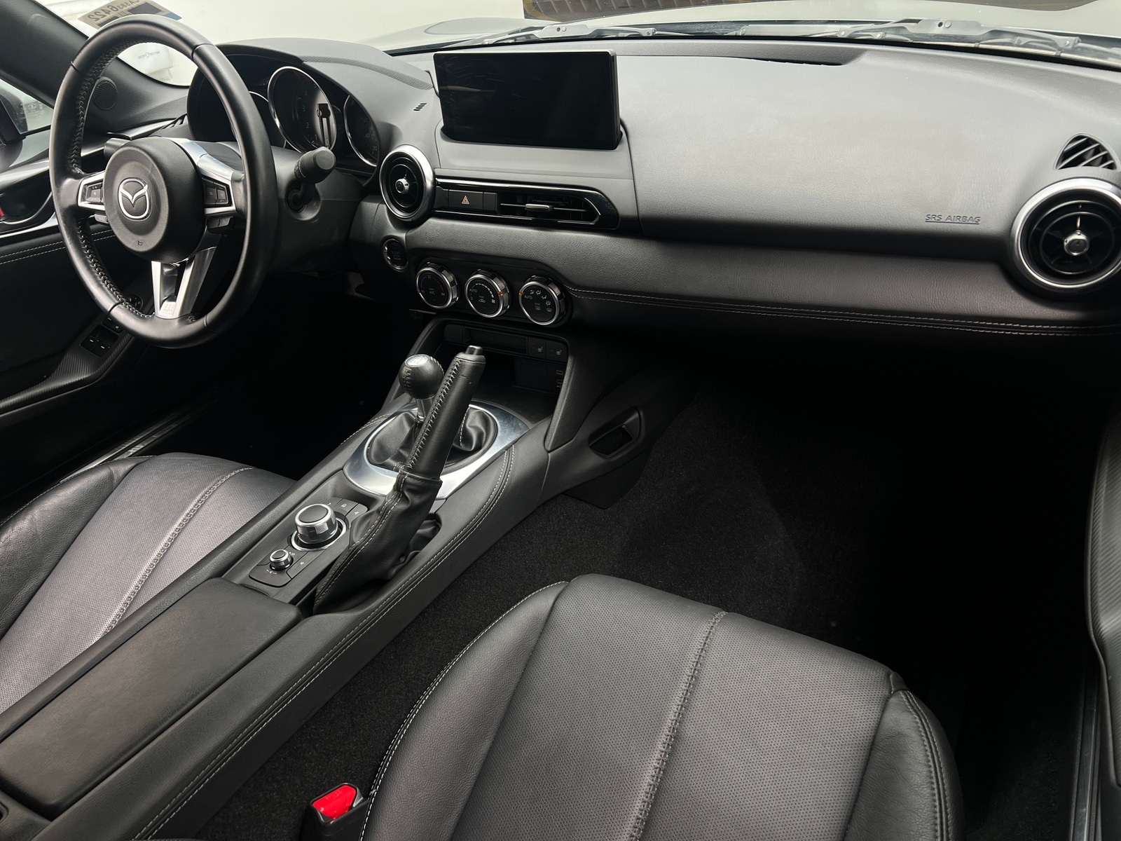 Thumbnail: 2024 Mazda MX-5 Miata - 2