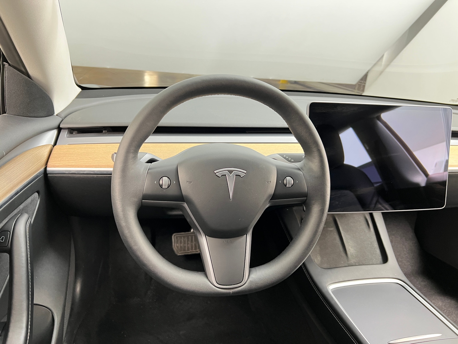 Thumbnail: 2022 Tesla Model 3 - 4