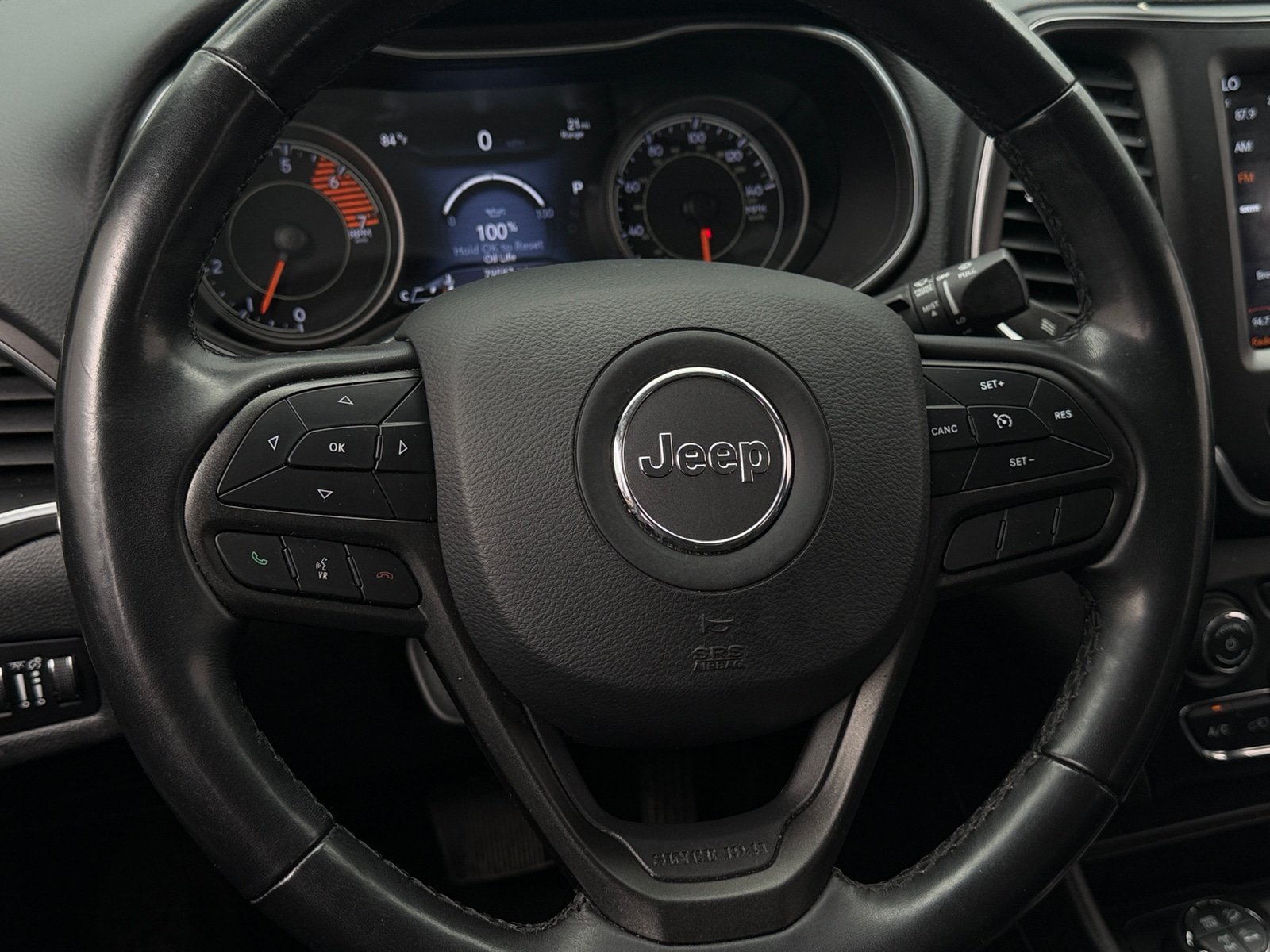 Thumbnail: 2019 Jeep Cherokee - 5