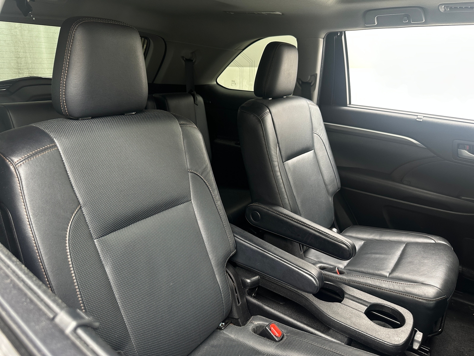 Thumbnail: 2019 Toyota Highlander - 5