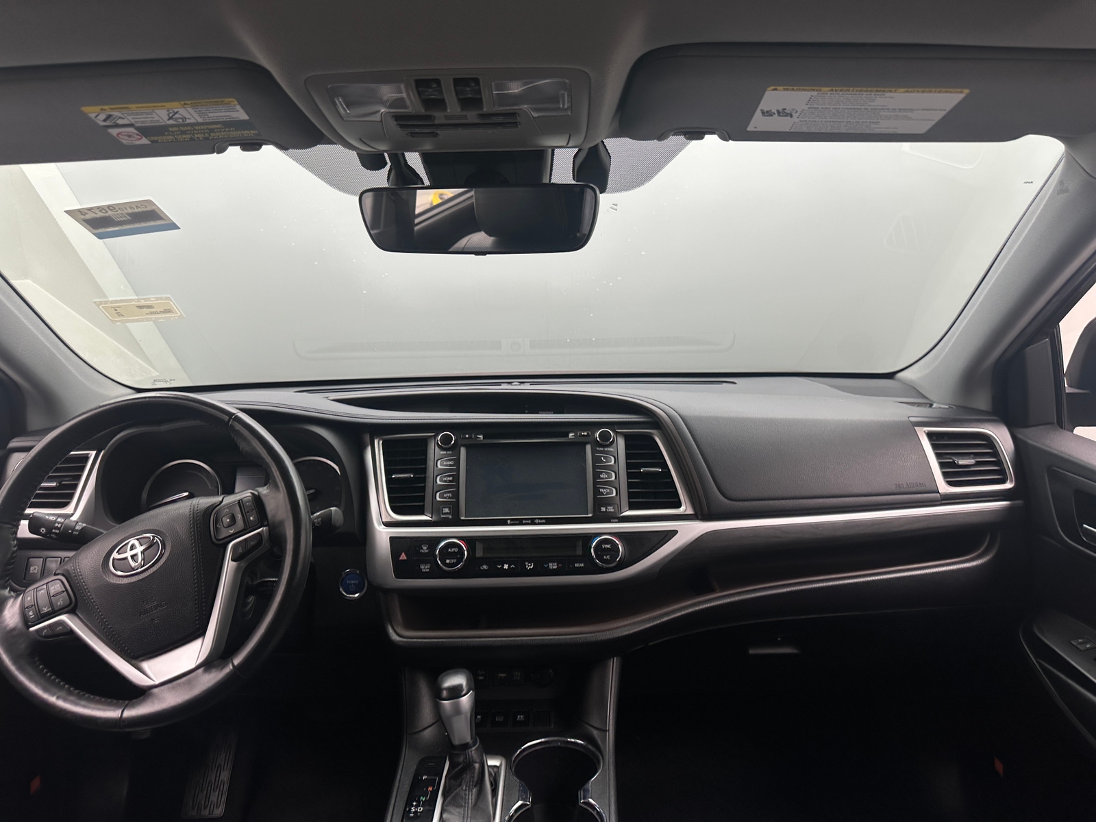 Thumbnail: 2019 Toyota Highlander - 2
