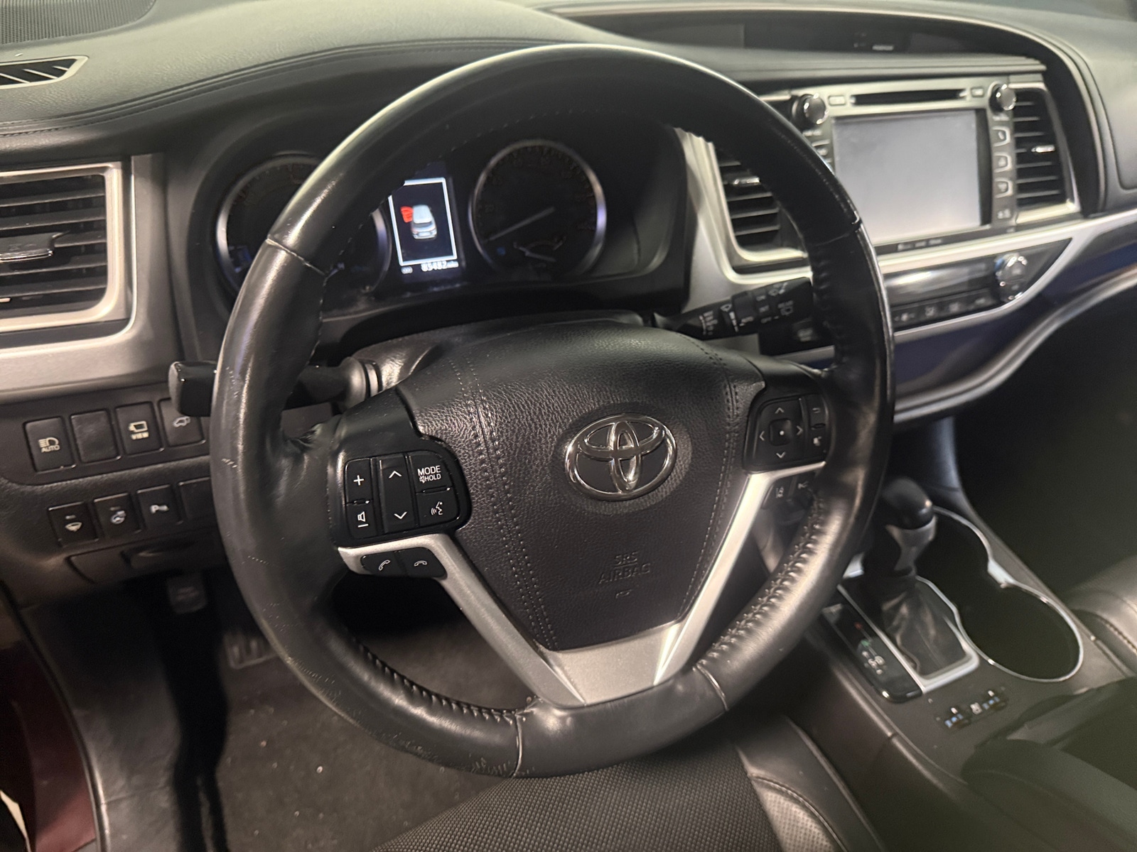 Thumbnail: 2019 Toyota Highlander - 4