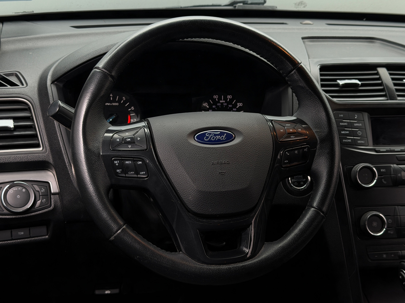 Thumbnail: 2018 Ford Explorer - 5