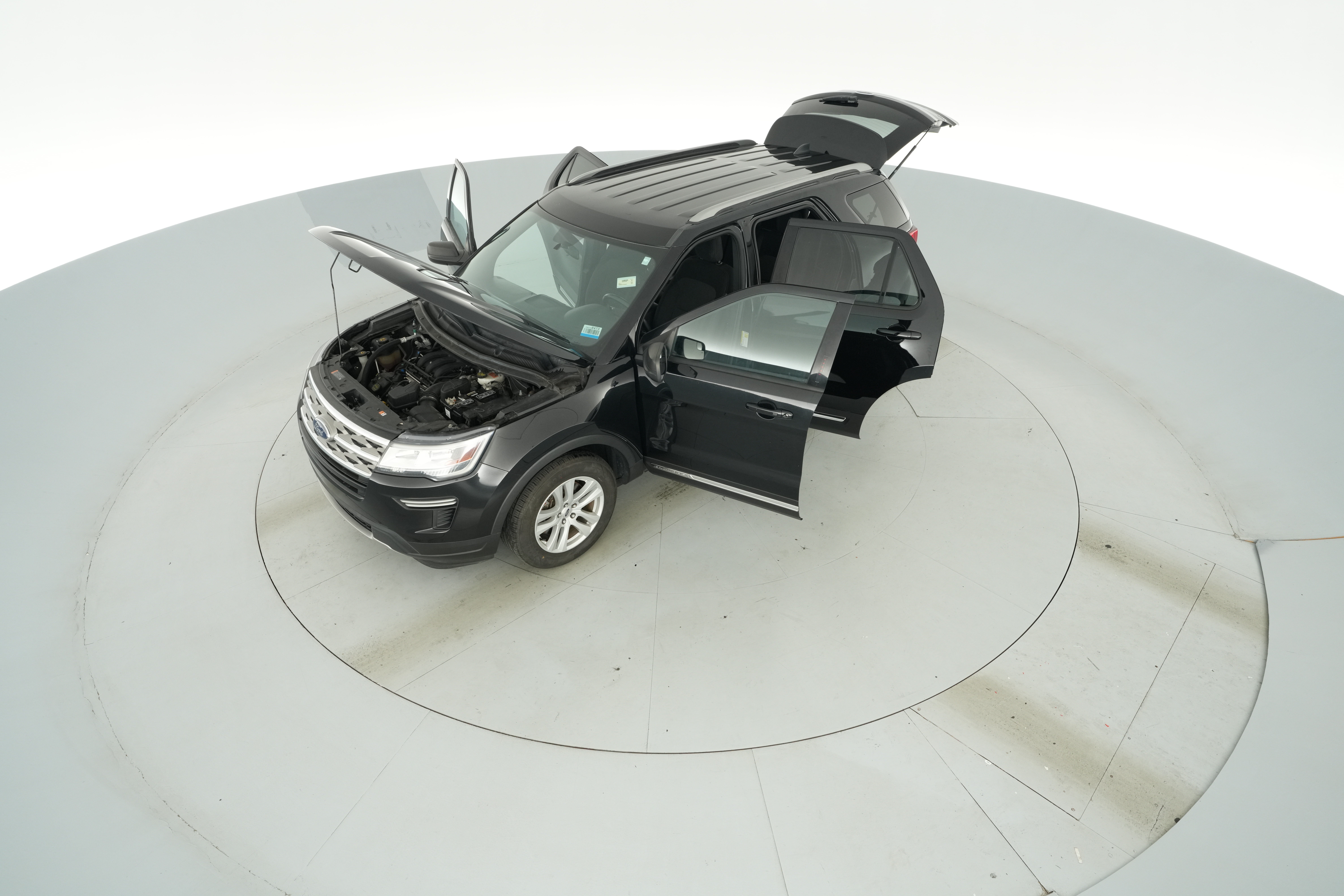 2018 Ford Explorer XLT - Photo 40