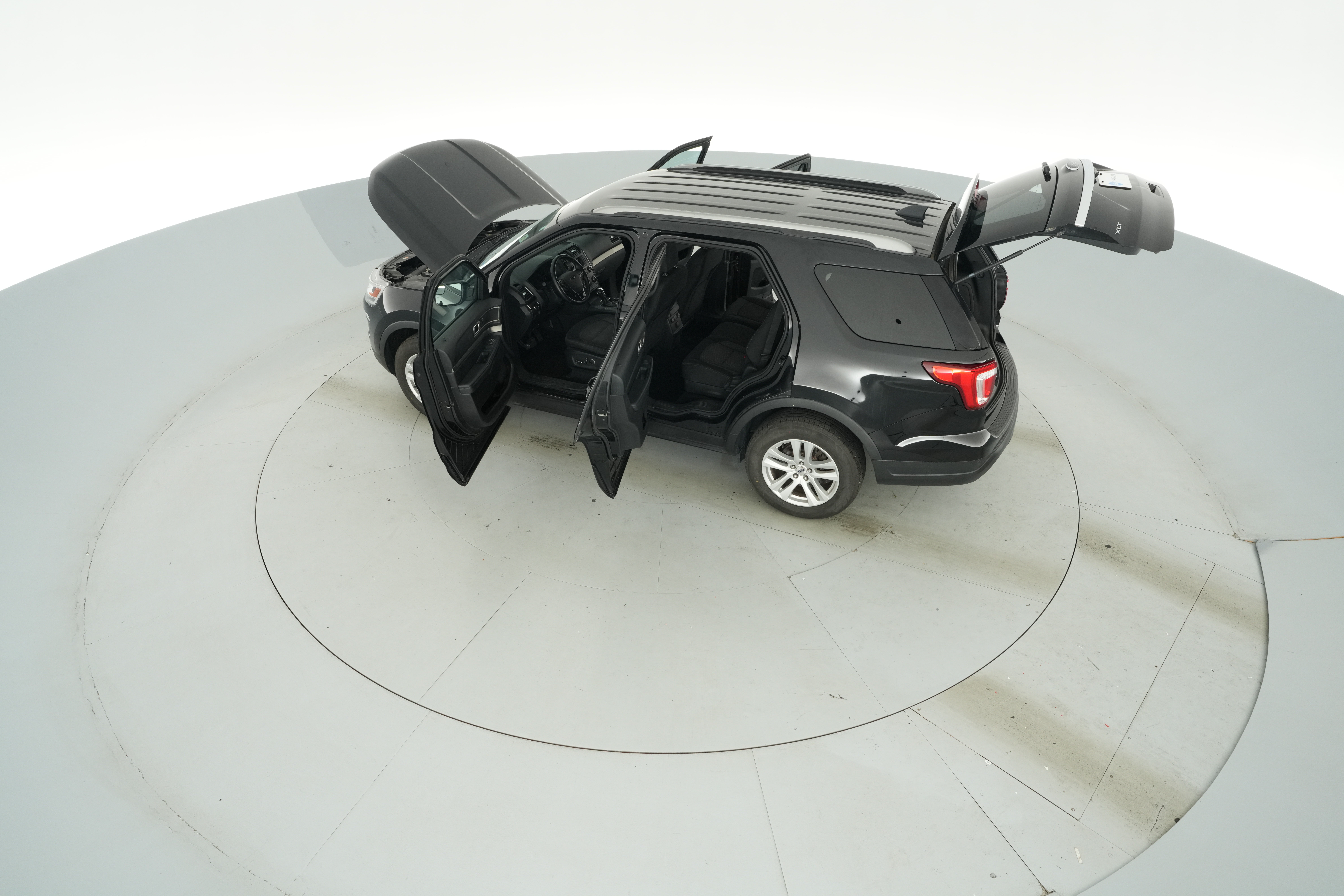 2018 Ford Explorer XLT - Photo 43