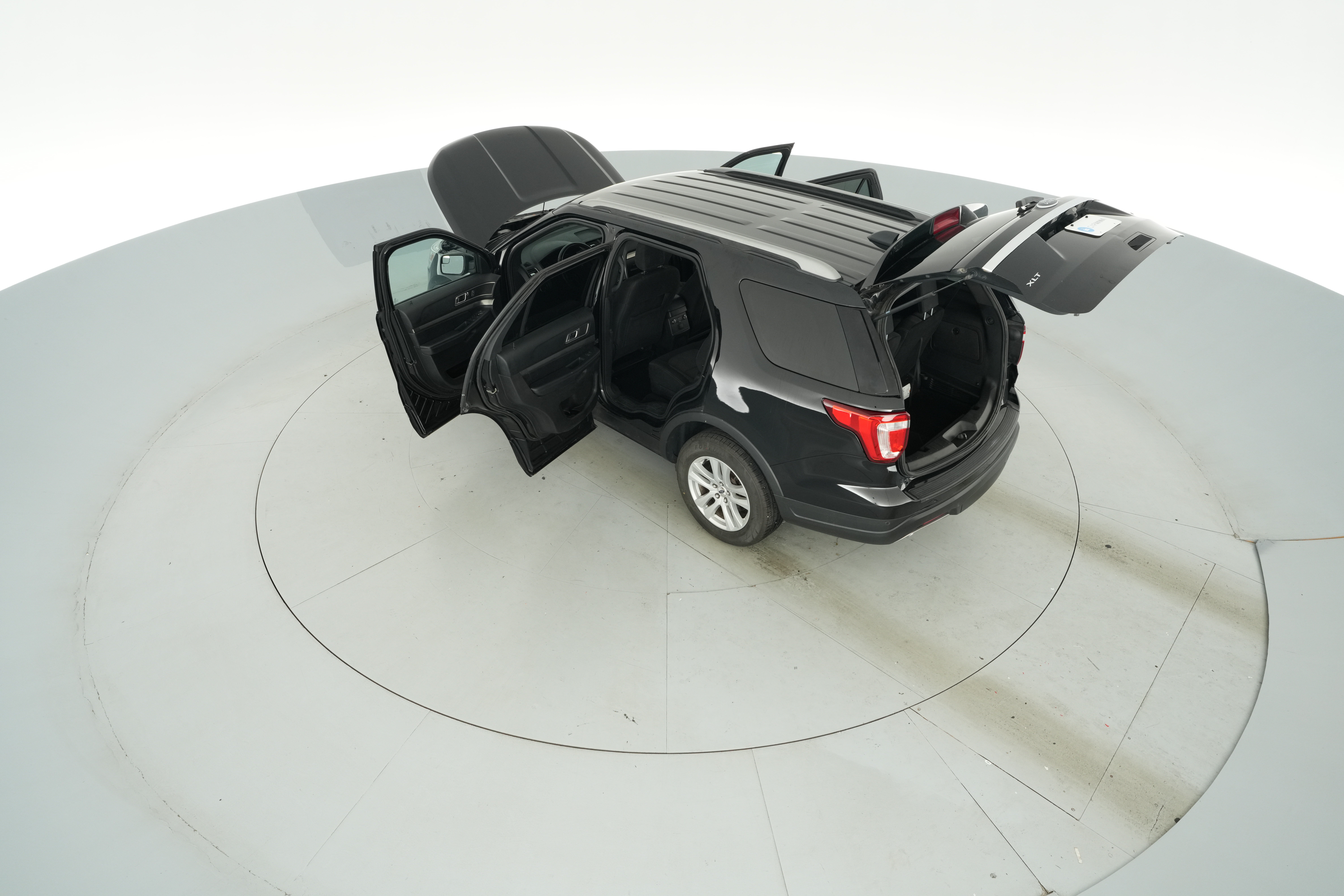 2018 Ford Explorer XLT - Photo 44