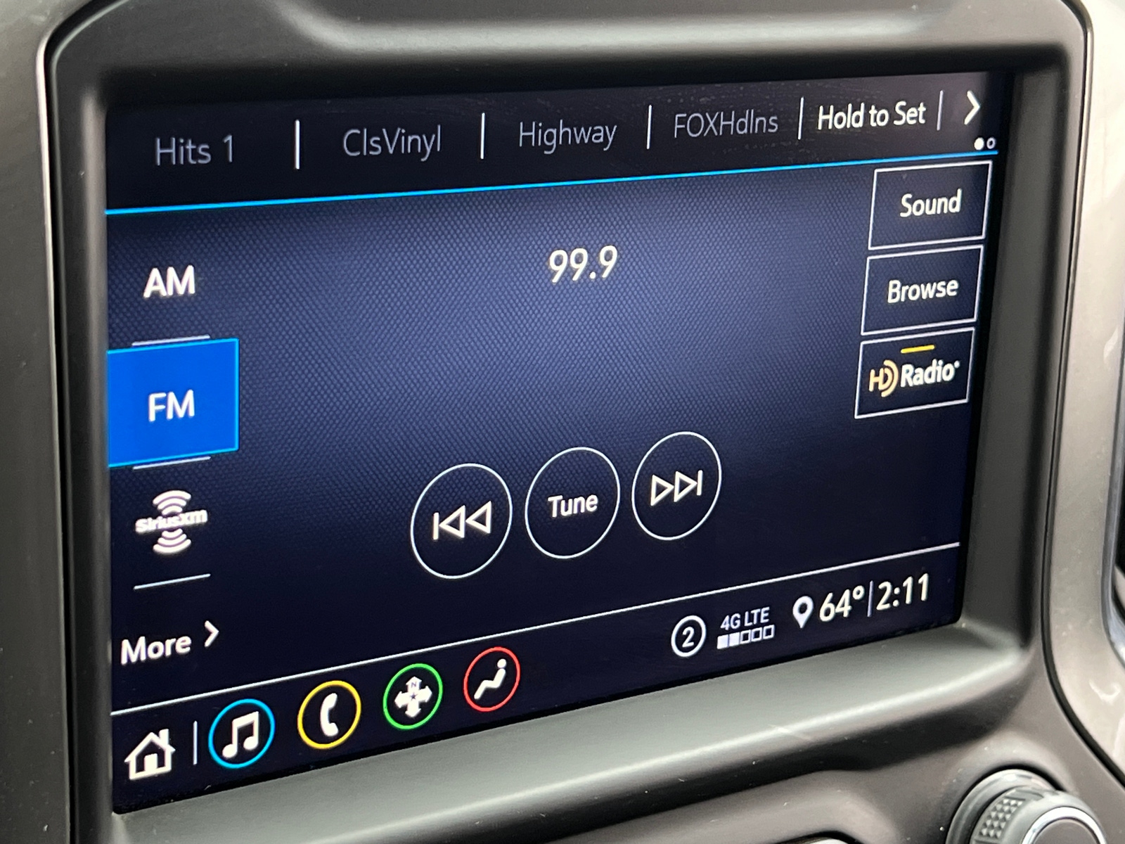 Thumbnail: 2020 Chevrolet Silverado 1500 - 4