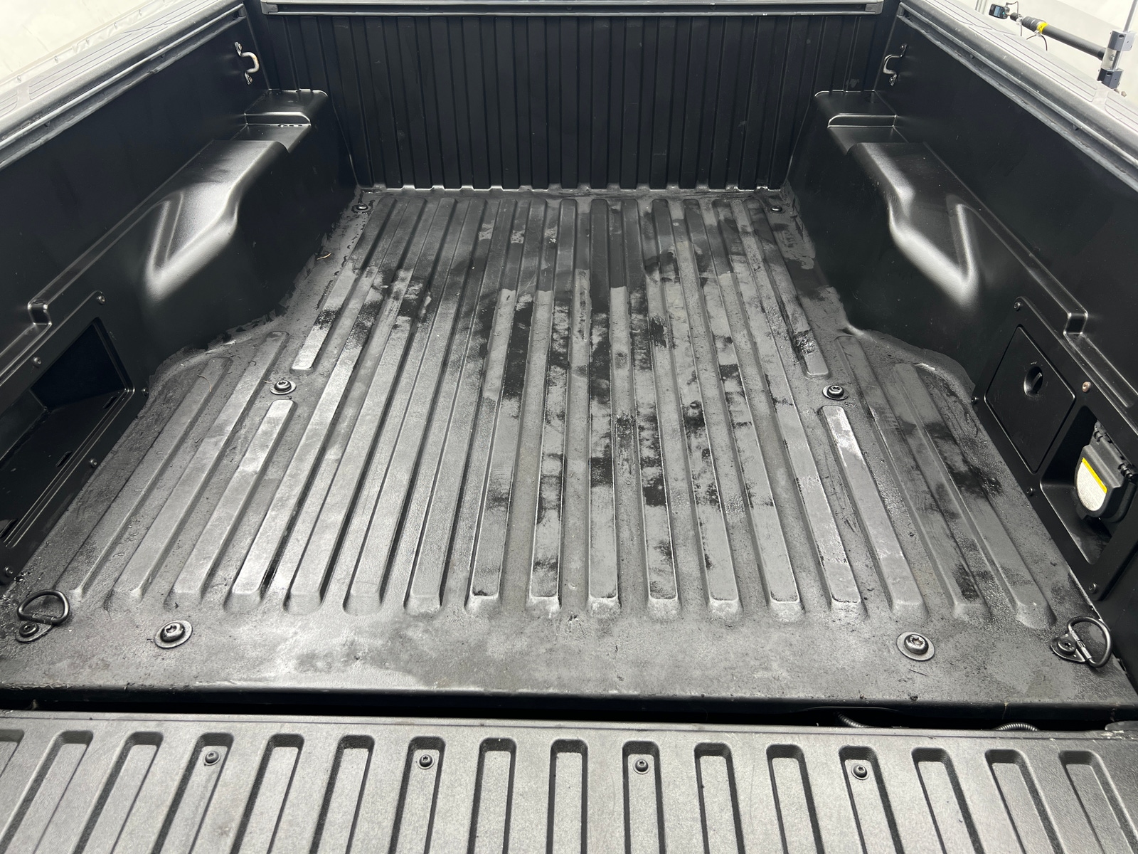Thumbnail: 2015 Toyota Tacoma - 7