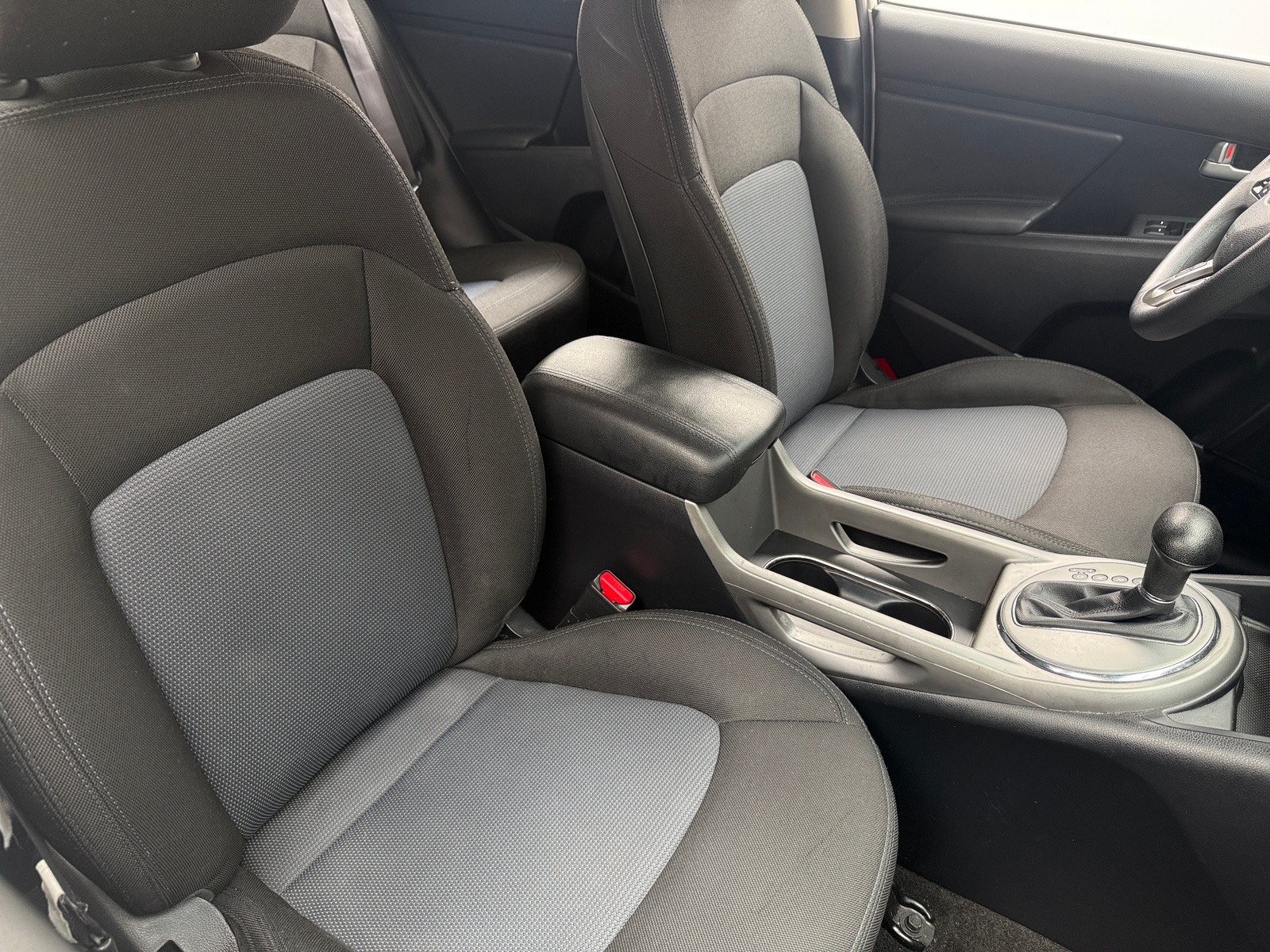 Thumbnail: 2016 Kia Sportage - 2