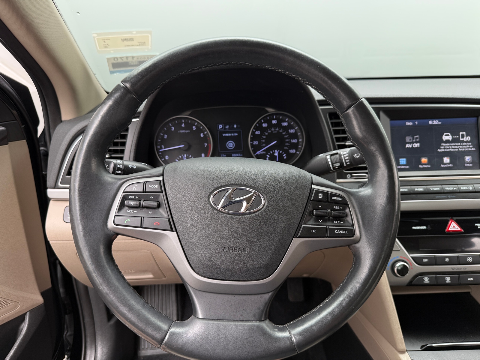 Thumbnail: 2017 Hyundai Elantra - 5