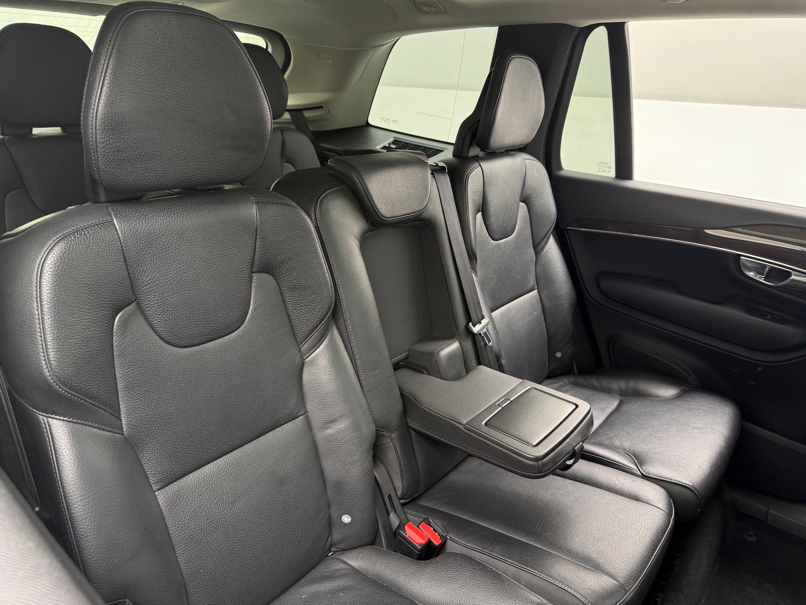 Thumbnail: 2016 Volvo XC90 - 6