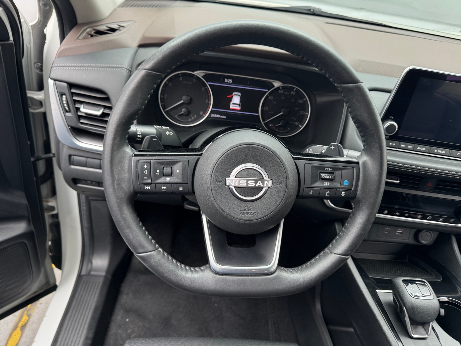 Thumbnail: 2023 Nissan Rogue - 4