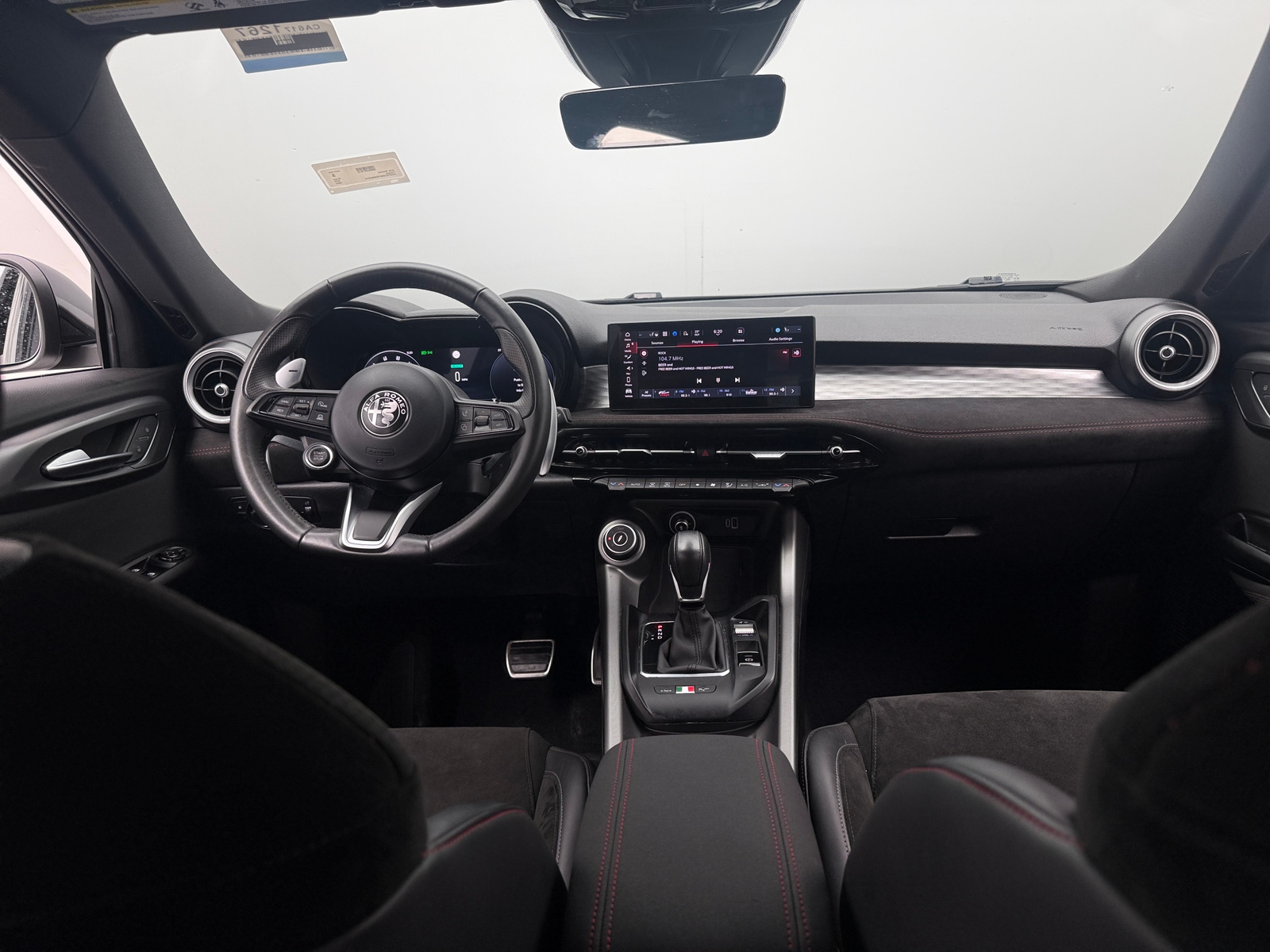Thumbnail: 2024 Alfa Romeo Tonale - 2