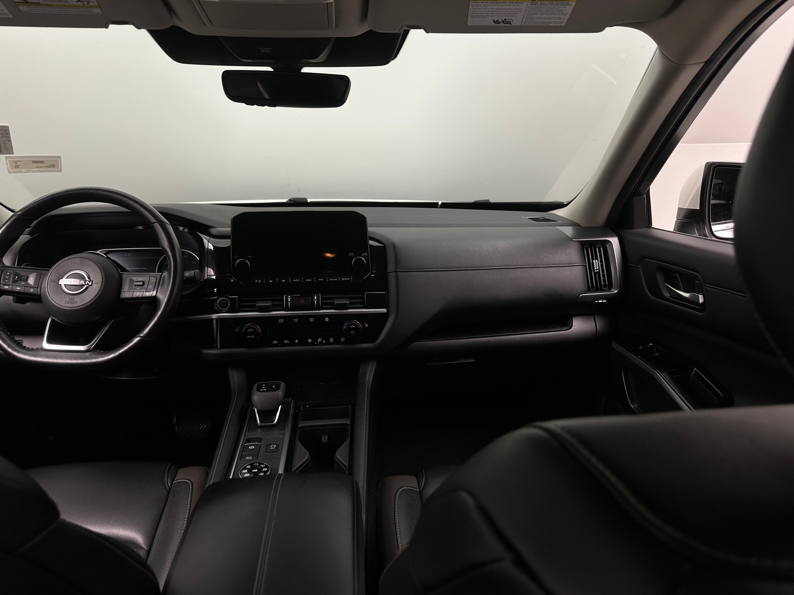 Thumbnail: 2023 Nissan Pathfinder - 2