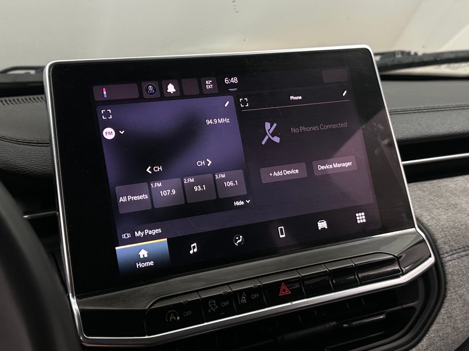 Thumbnail: 2022 Jeep Compass - 4