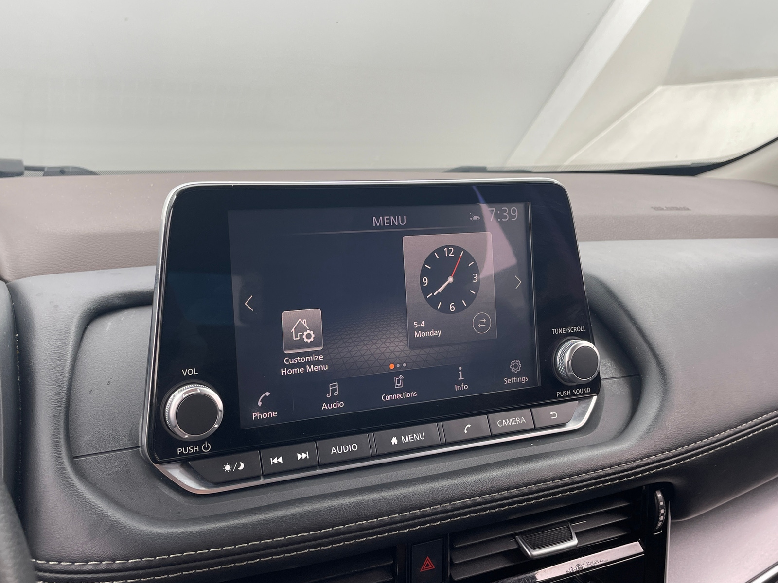 Thumbnail: 2021 Nissan Rogue - 4