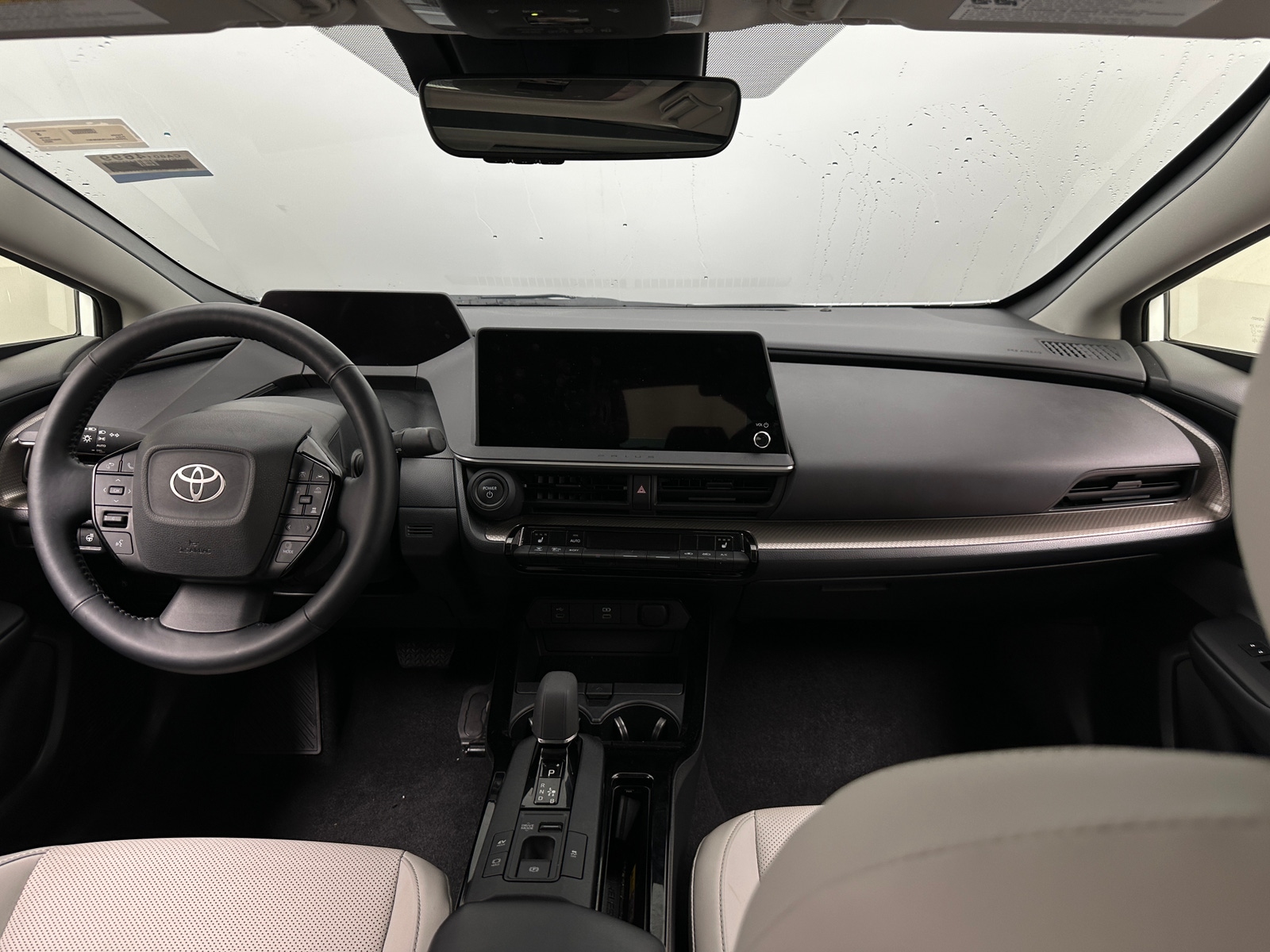 Thumbnail: 2024 Toyota Prius - 3