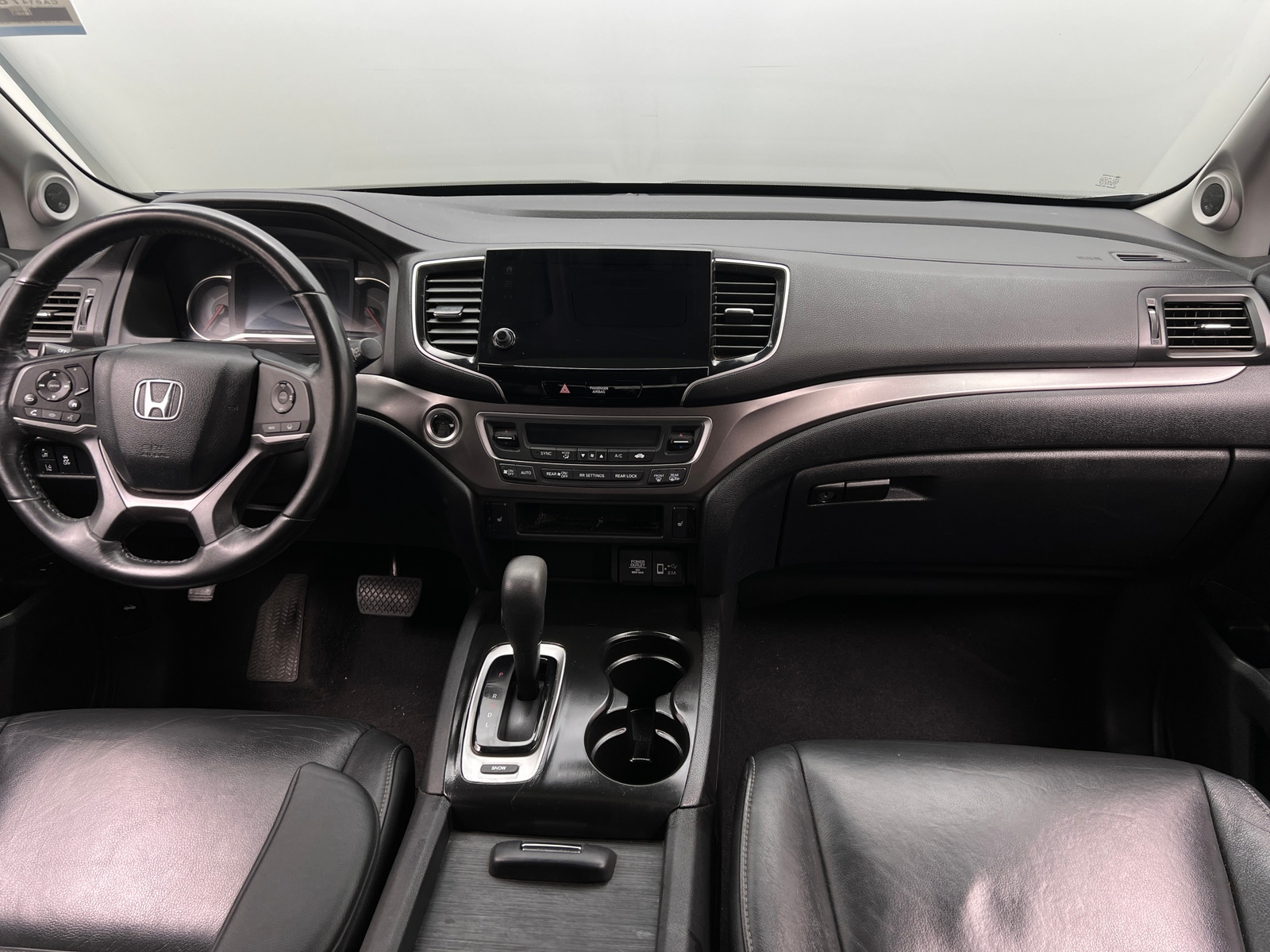 Thumbnail: 2019 Honda Pilot - 2