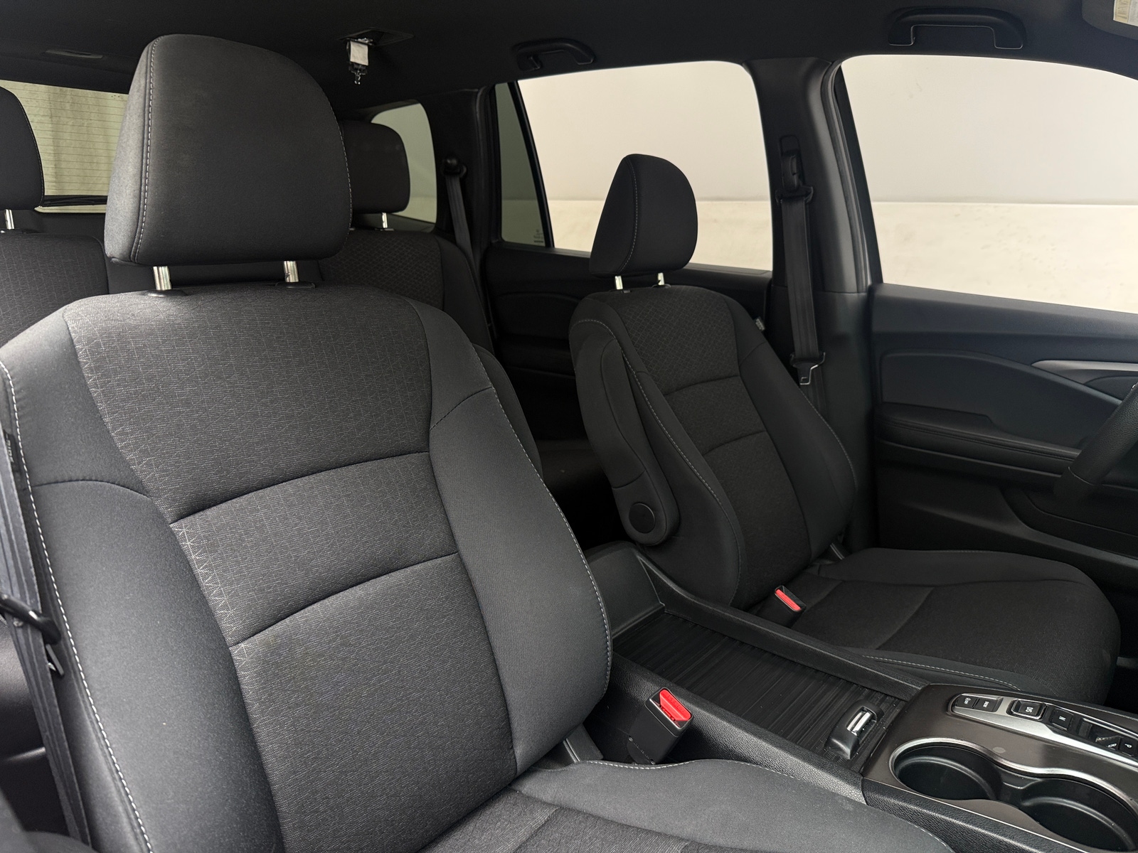 Thumbnail: 2021 Honda Passport - 2