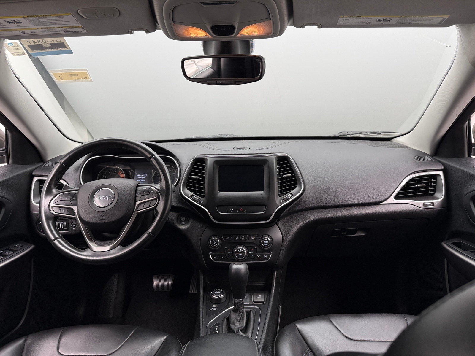 Thumbnail: 2019 Jeep Cherokee - 3