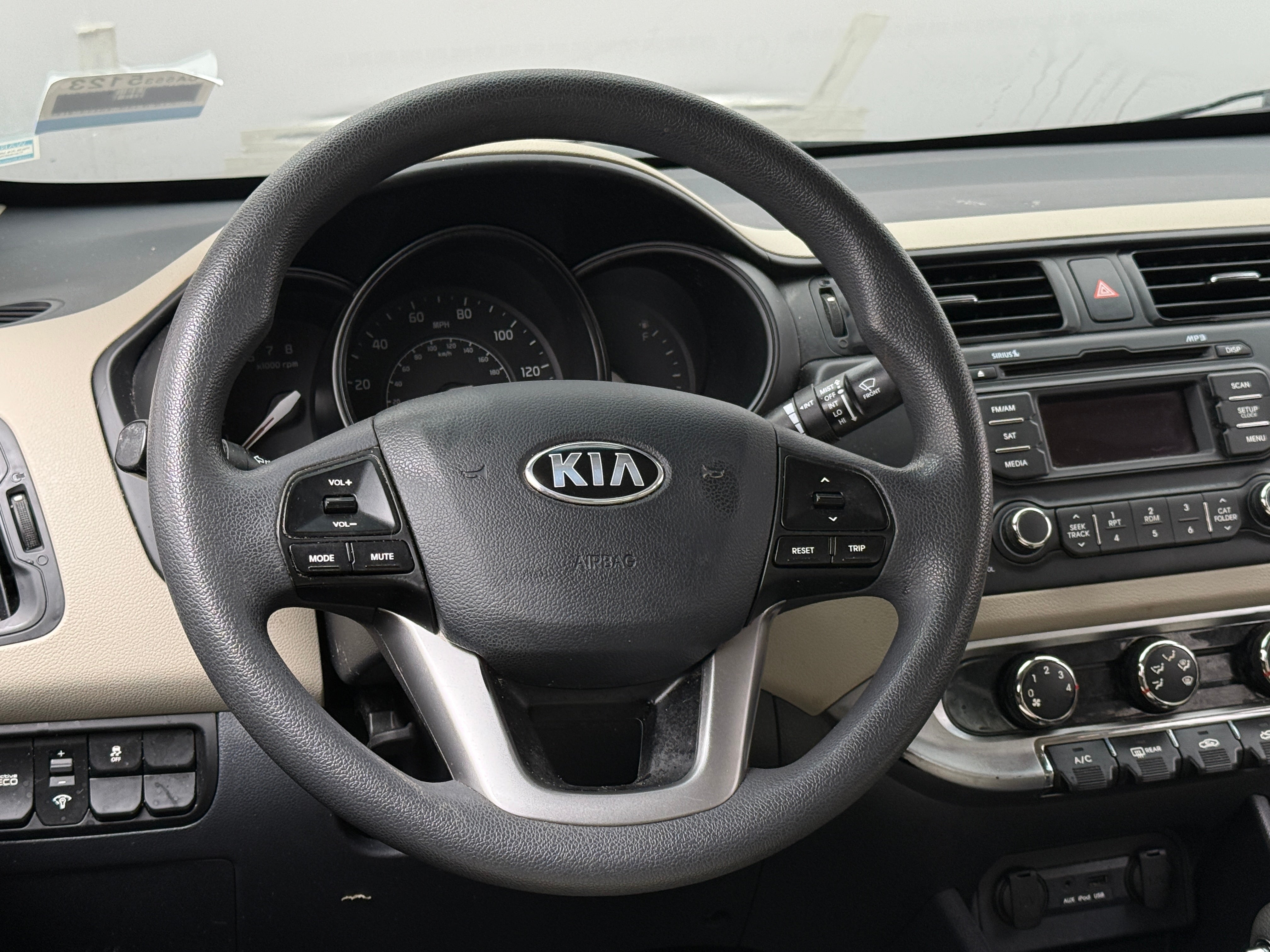 Used 2013 Kia Rio LX with VIN KNADM4A33D6204605 for sale in Pewaukee, WI
