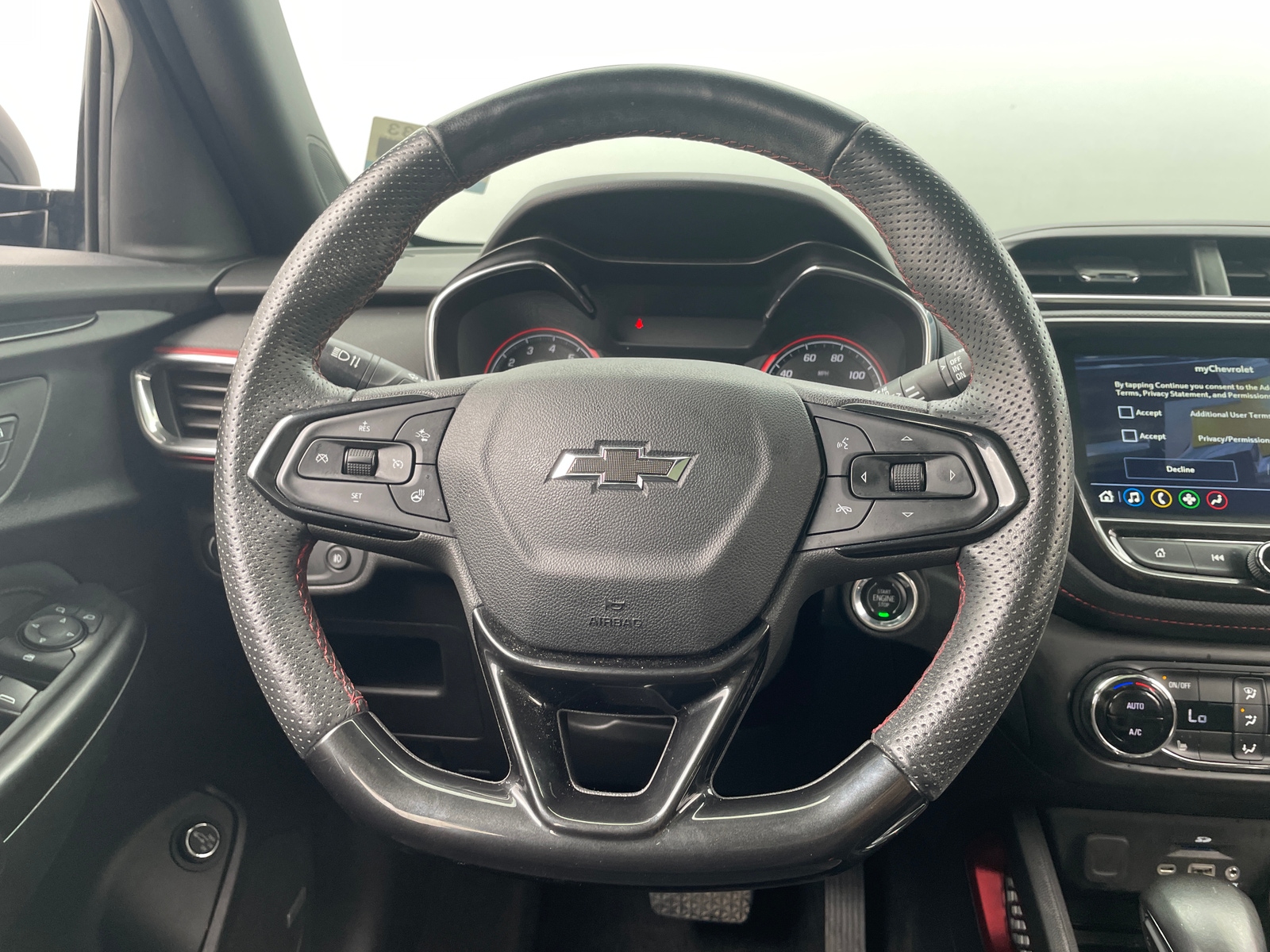 Thumbnail: 2023 Chevrolet TrailBlazer - 4