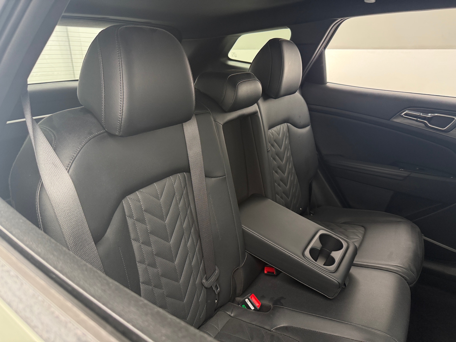Thumbnail: 2023 Kia Sportage - 5