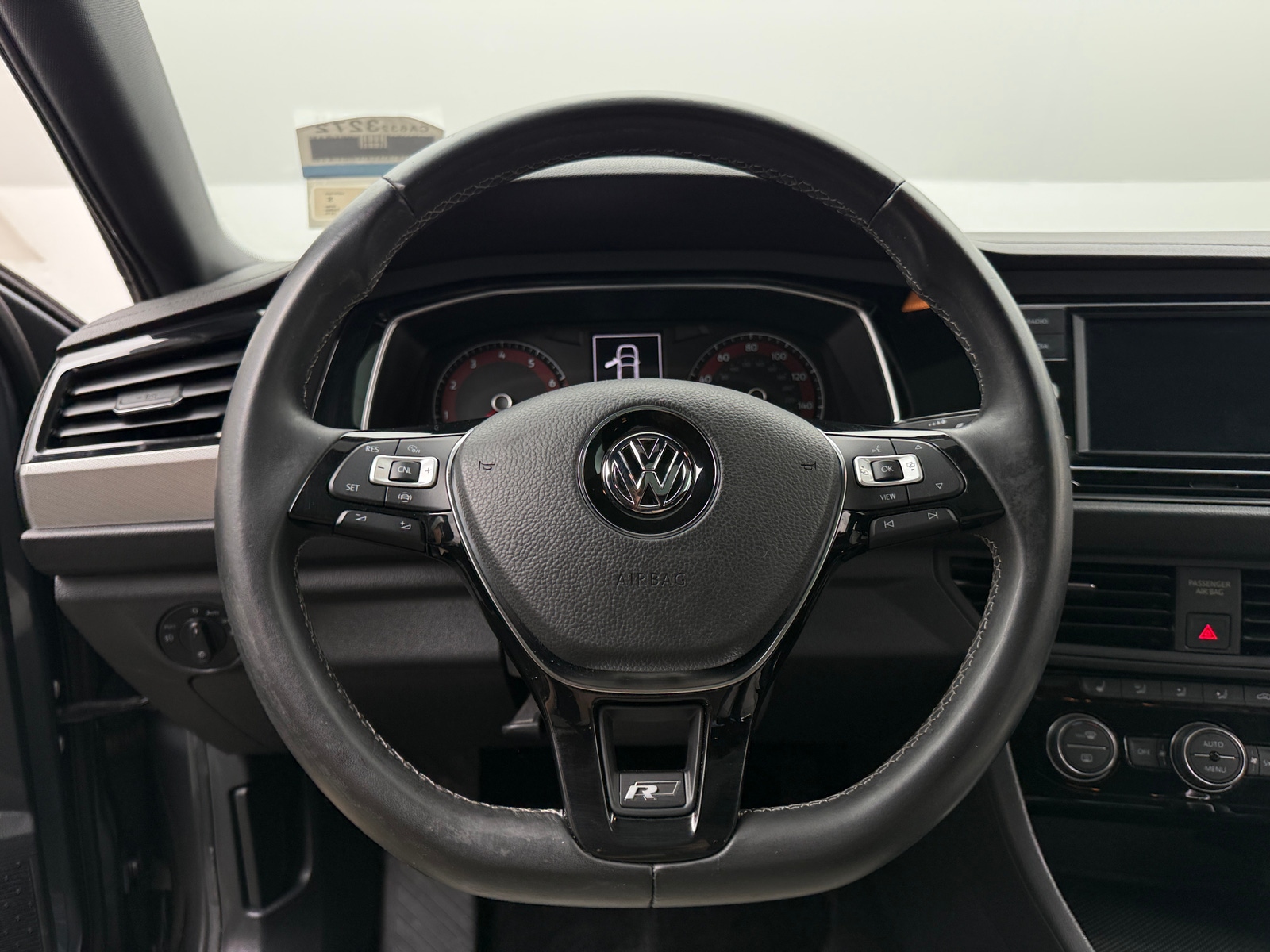 Thumbnail: 2019 Volkswagen Jetta - 4