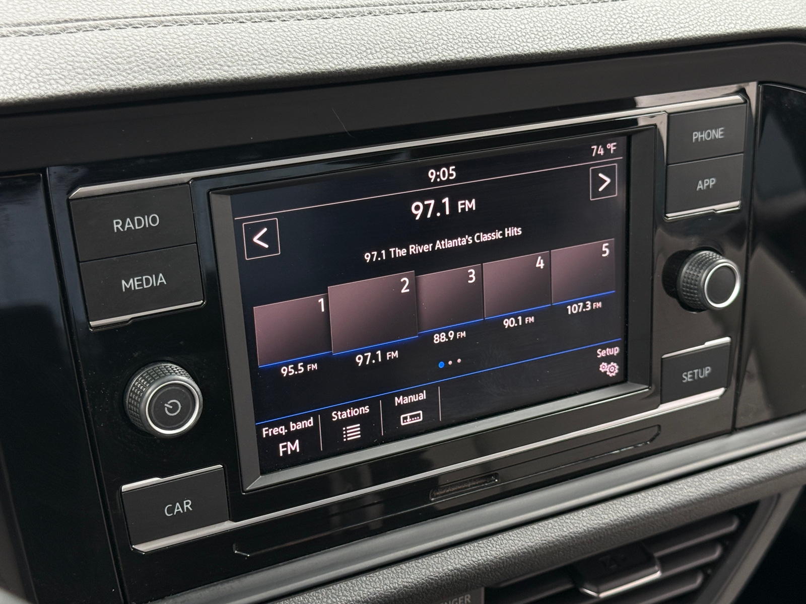 Thumbnail: 2019 Volkswagen Jetta - 3