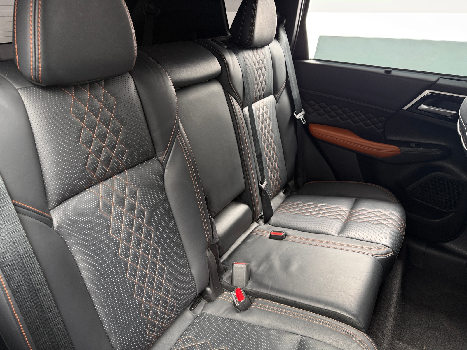 Thumbnail: 2022 Mitsubishi Outlander - 5