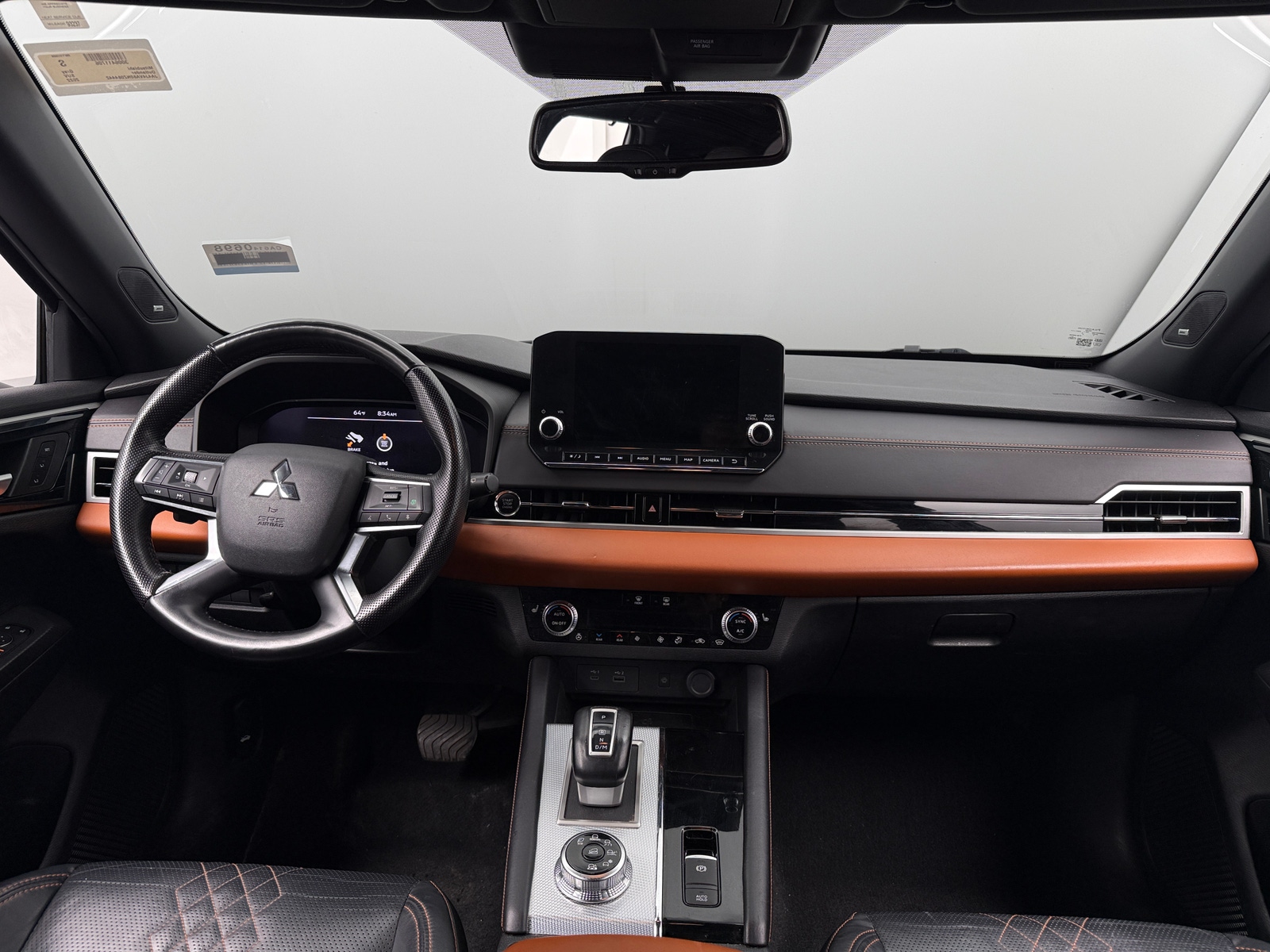 Thumbnail: 2022 Mitsubishi Outlander - 2