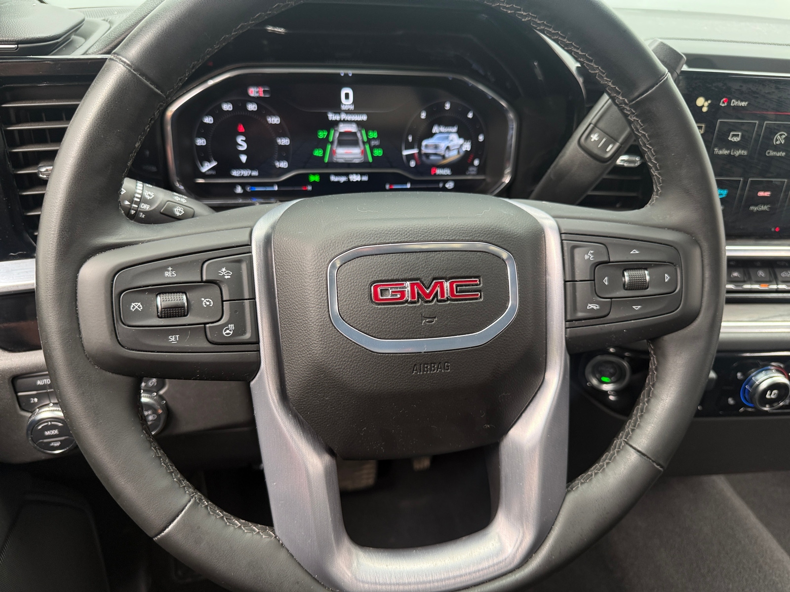 Thumbnail: 2025 GMC Sierra 1500 - 4