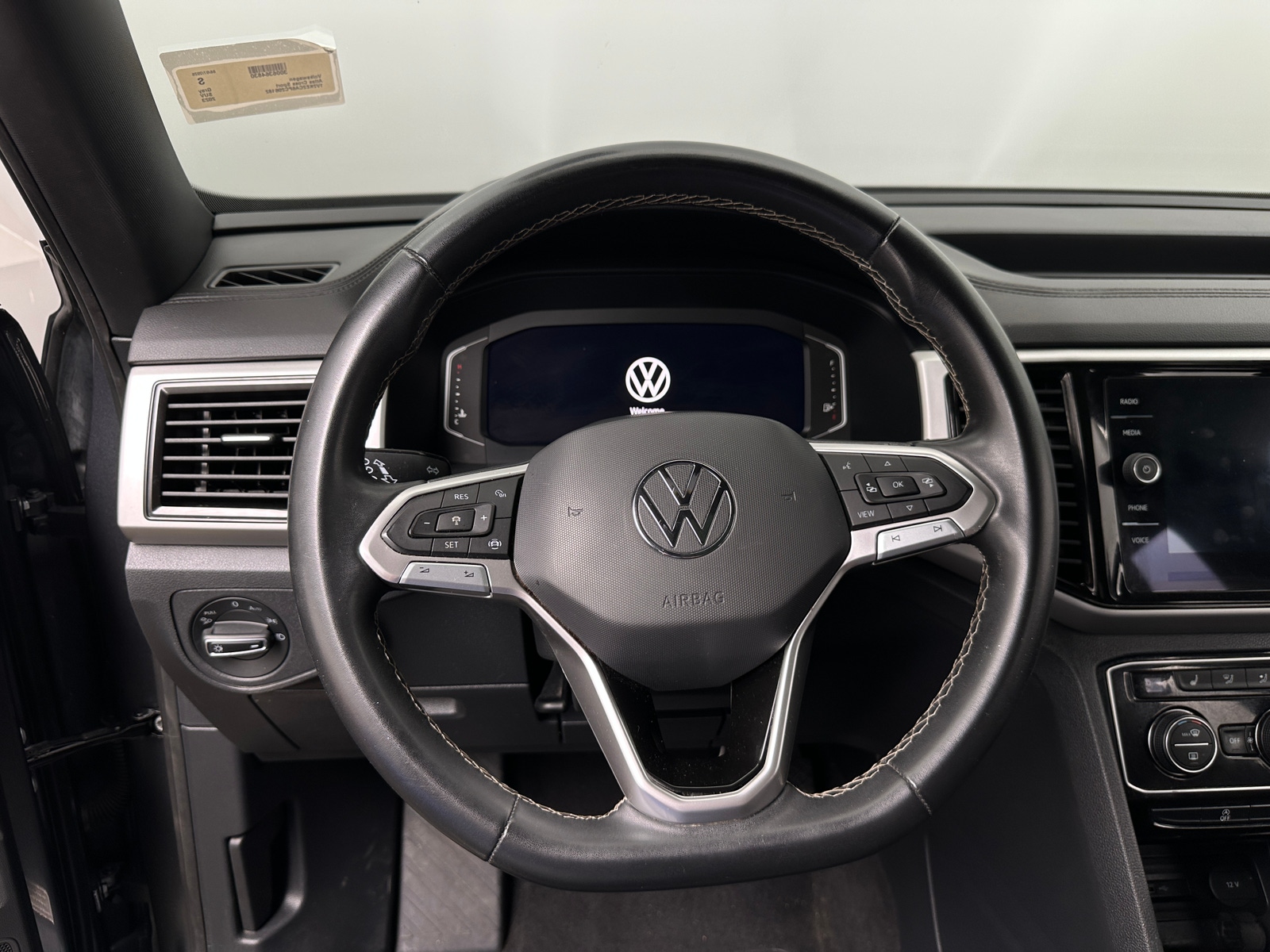 Thumbnail: 2023 Volkswagen Atlas - 5