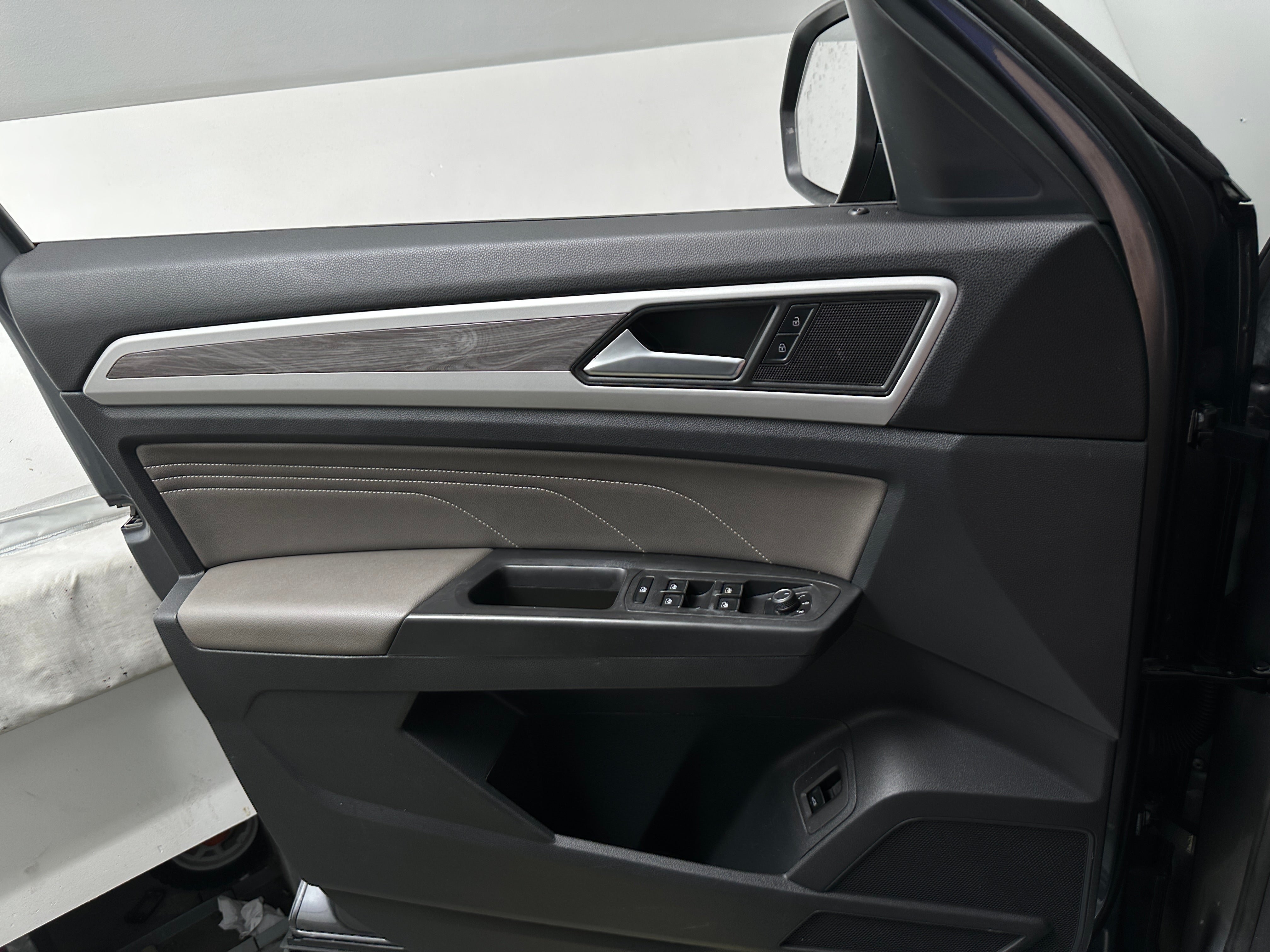 2023 Volkswagen Atlas Cross Sport