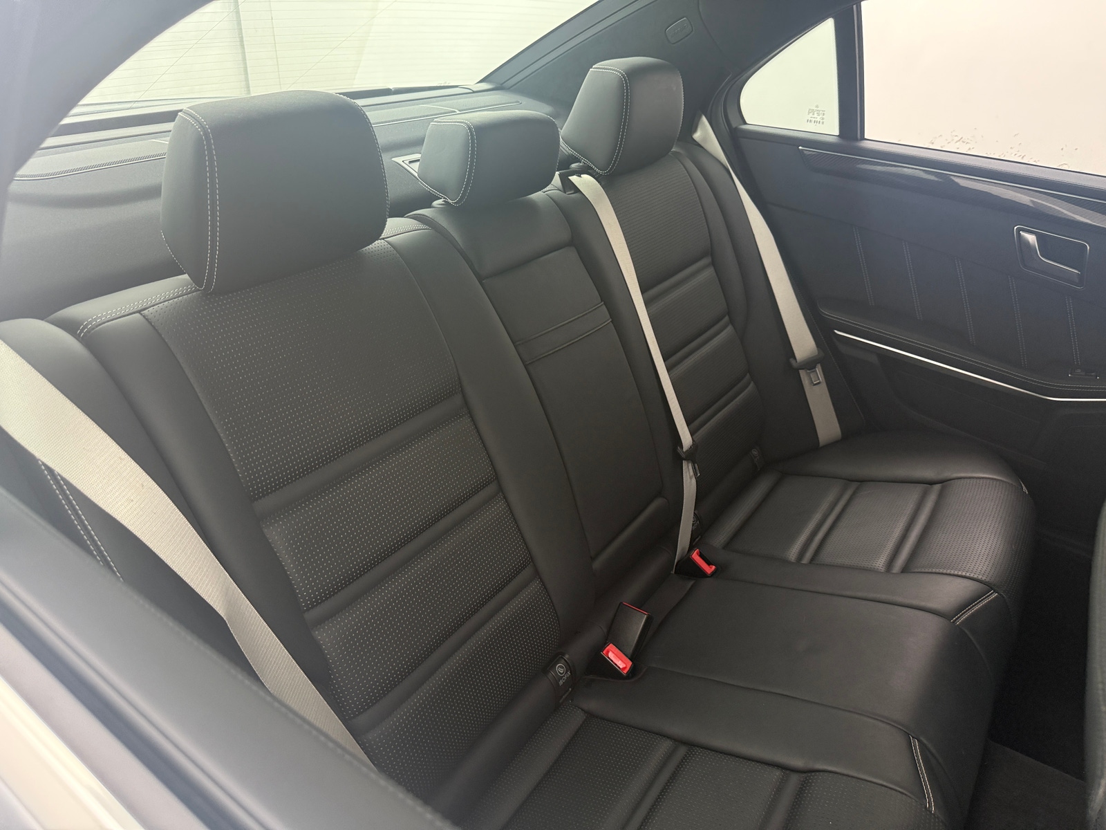 Thumbnail: 2014 Mercedes-Benz E-Class - 5