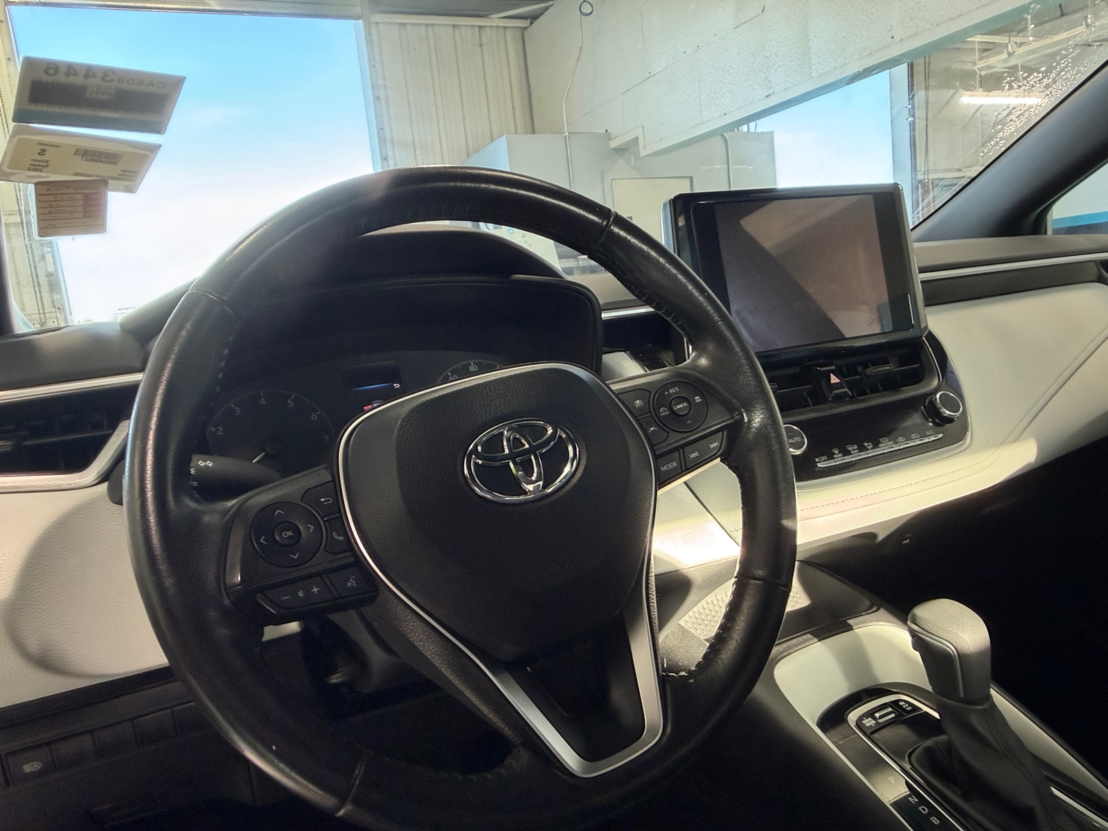 Thumbnail: 2023 Toyota Corolla - 5