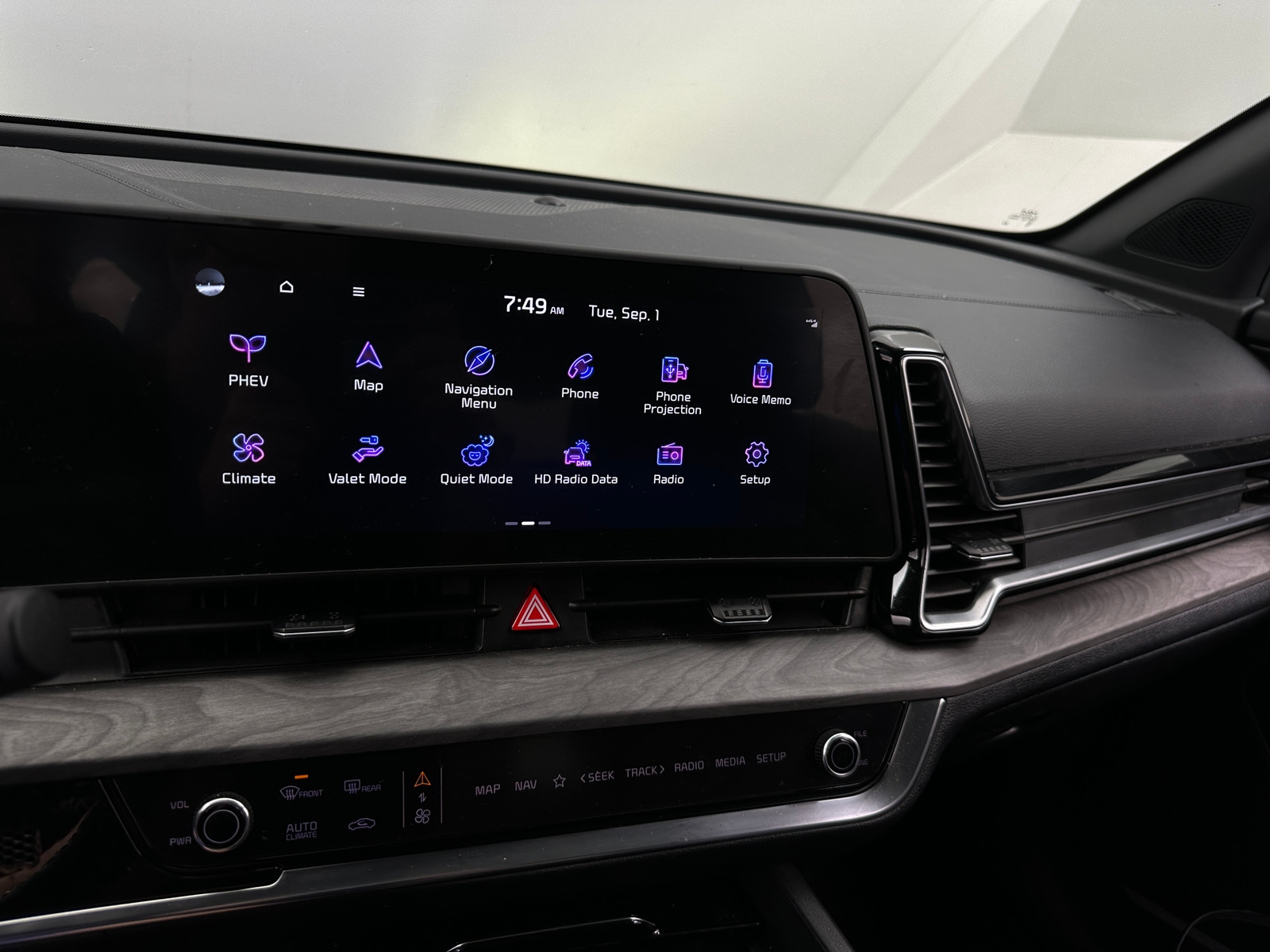 Thumbnail: 2023 Kia Sportage - 3