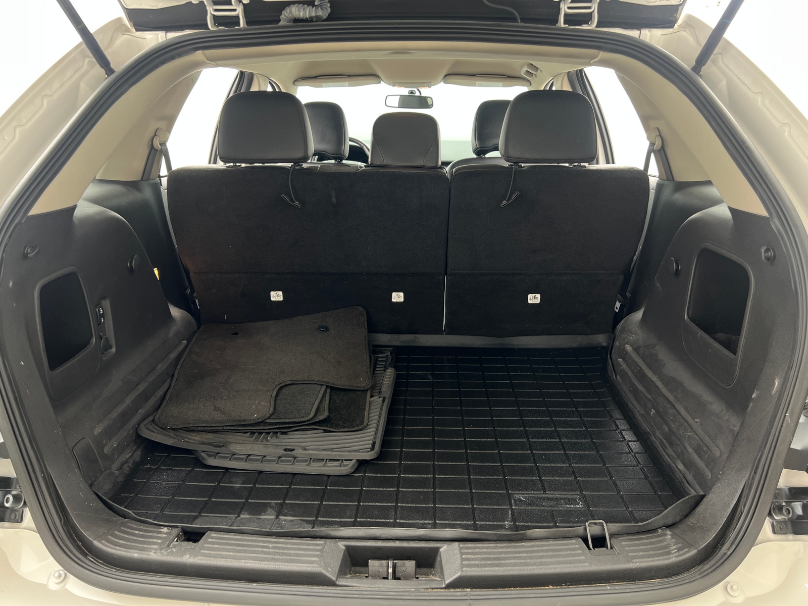 Thumbnail: 2012 Ford Edge - 6