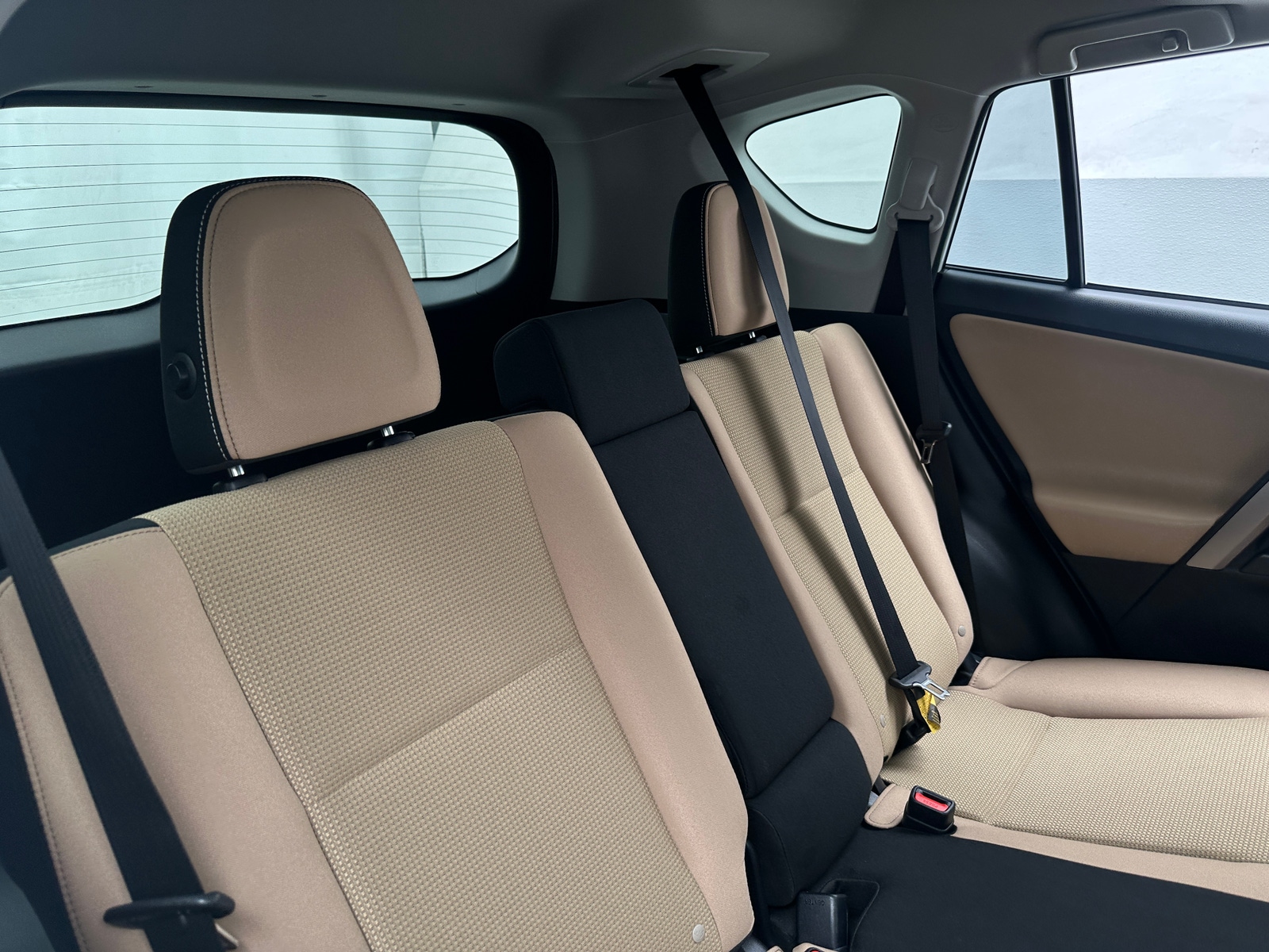 Thumbnail: 2018 Toyota RAV4 - 6