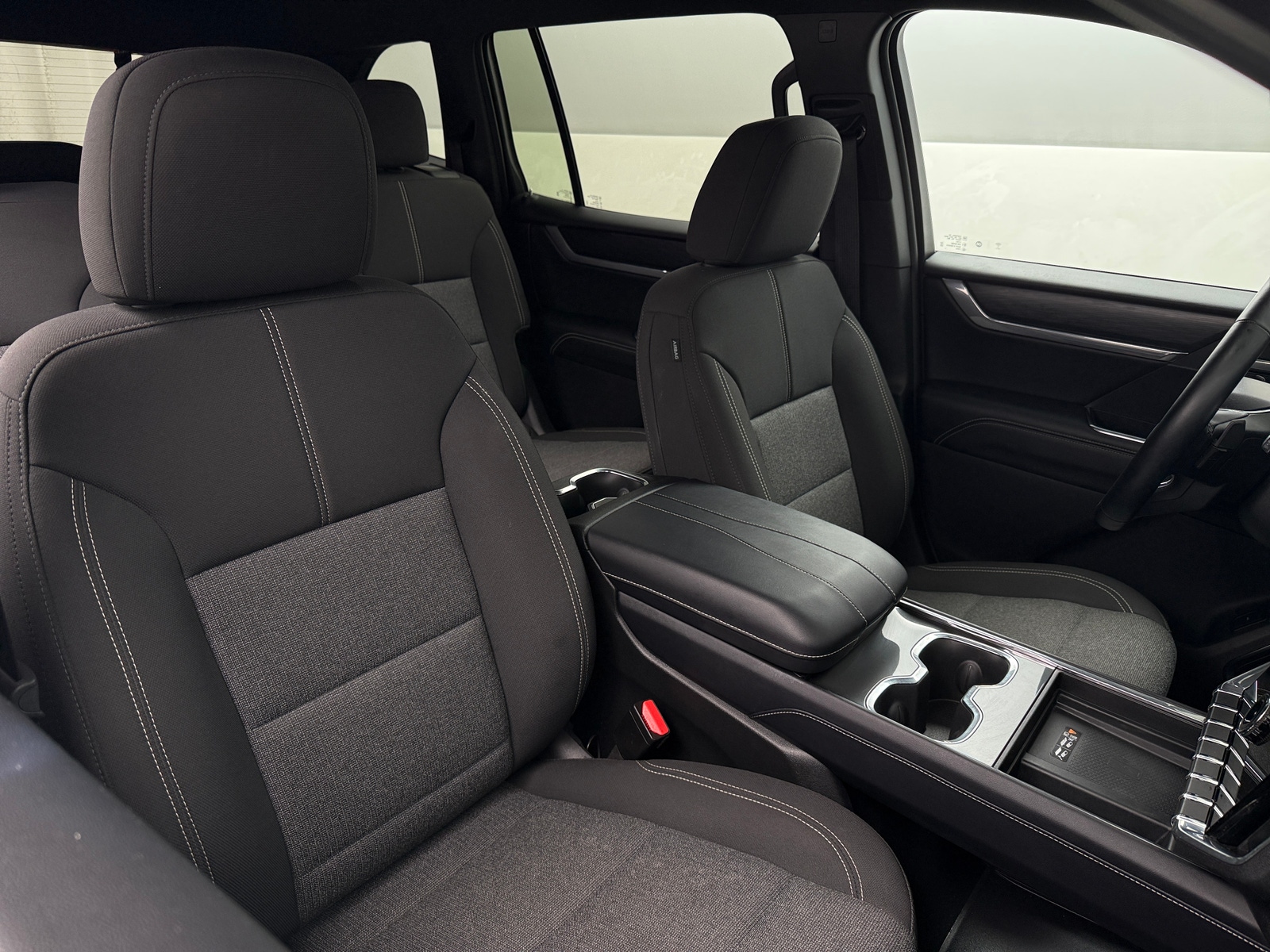 Thumbnail: 2025 GMC Acadia - 2