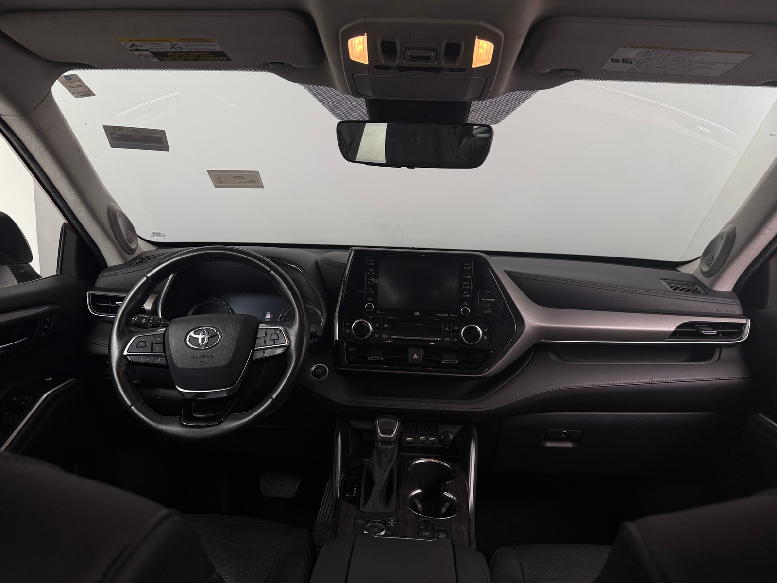 Thumbnail: 2020 Toyota Highlander - 3